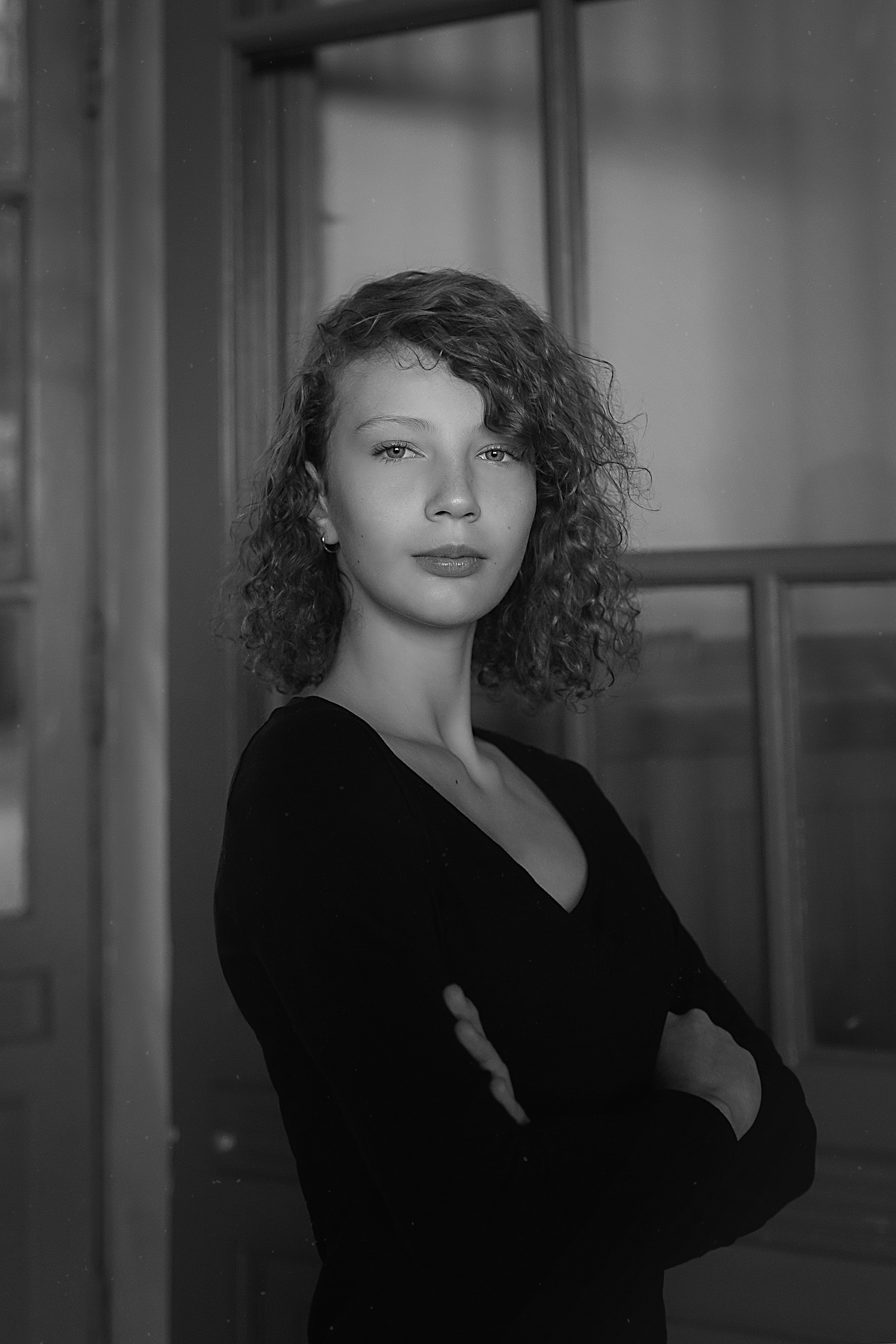 Кира. Витебский вокзал. Семейный фотограф в Санкт-Петербурге