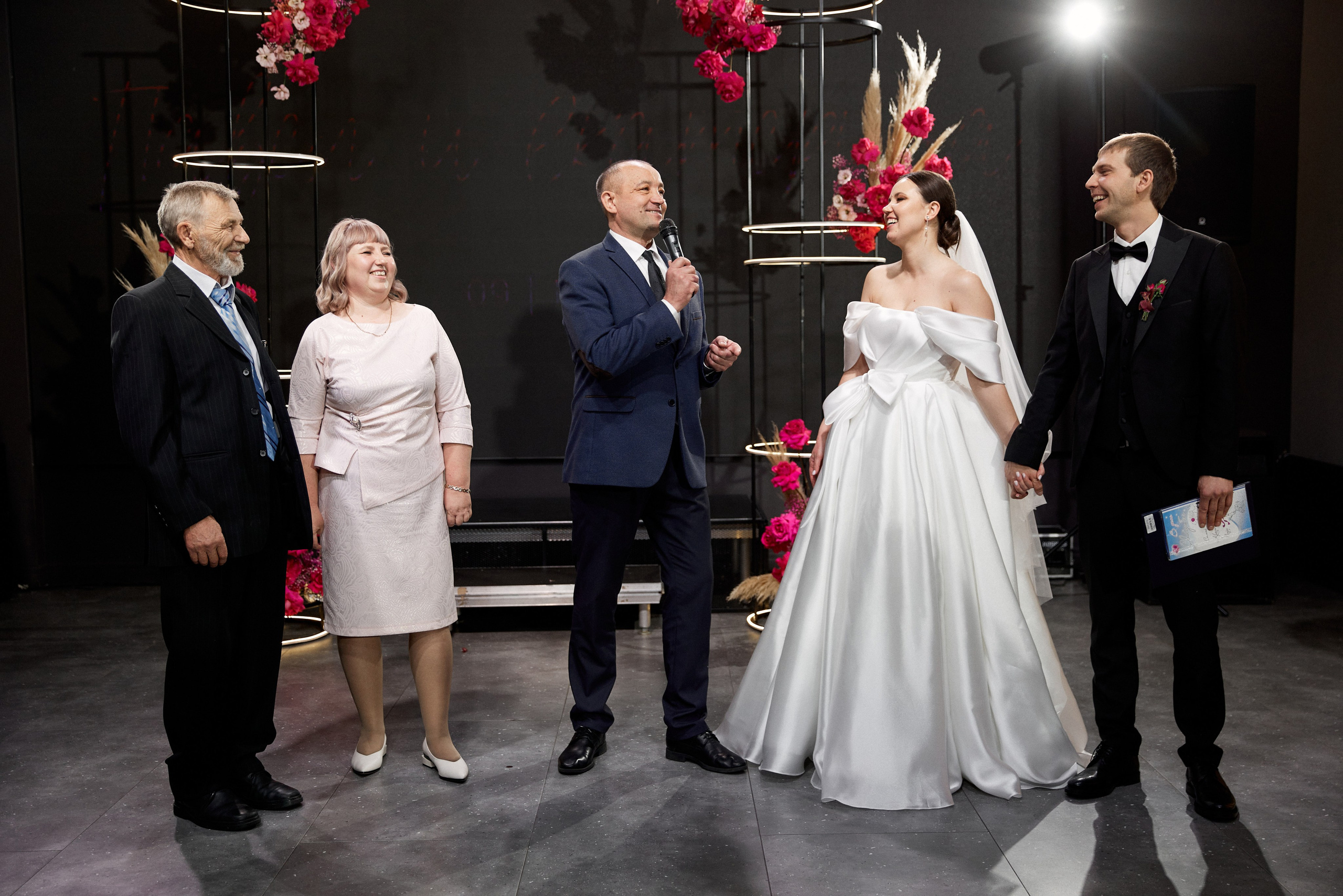 Посмотреть серию. Свадебный и семейный фотограф в Красноярске Тряпчев Павел