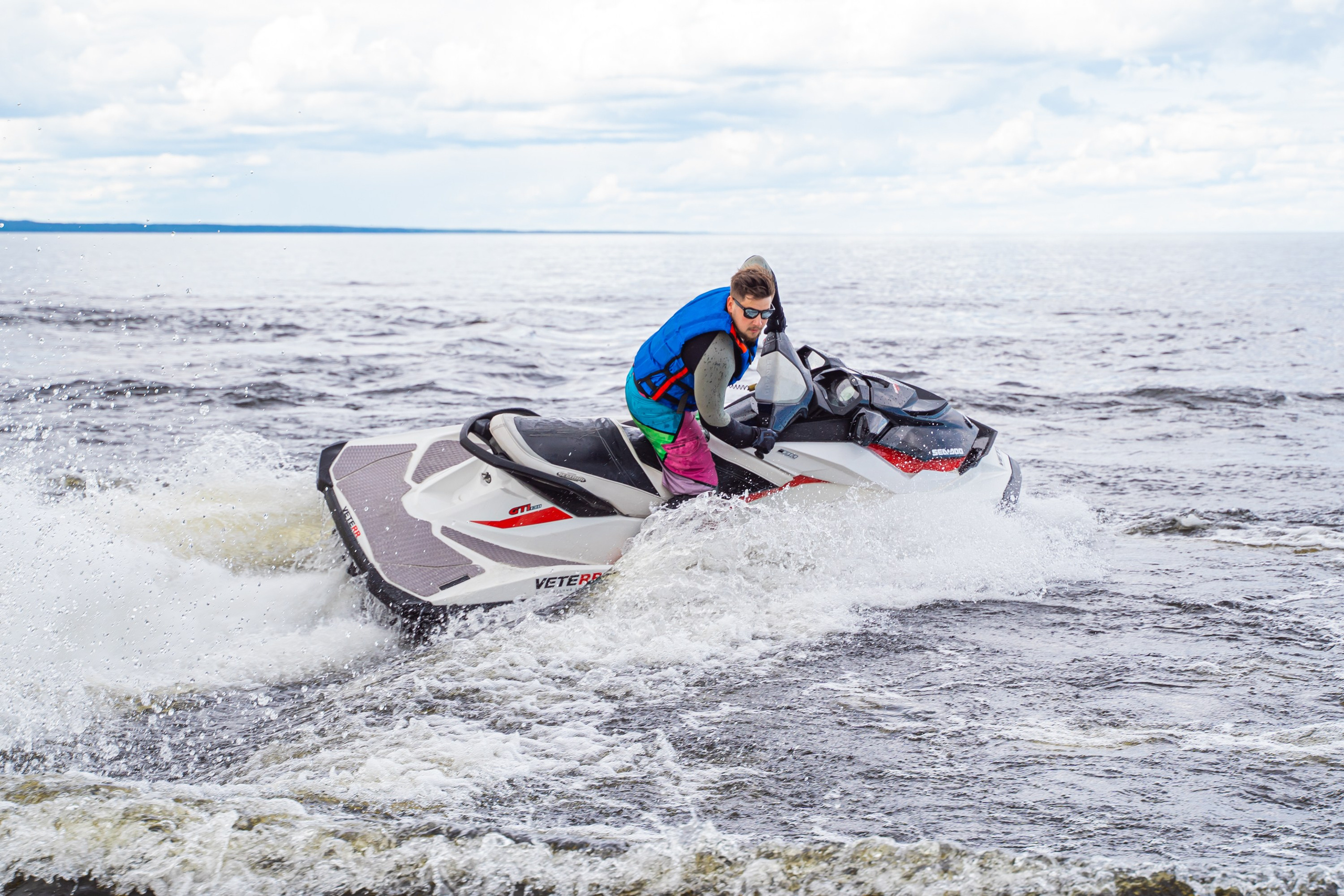 Гидровыезд в Коневский мужской монастырь. Свадебный, семейный, портретный, репортажный фотограф в Санкт-Петербурге