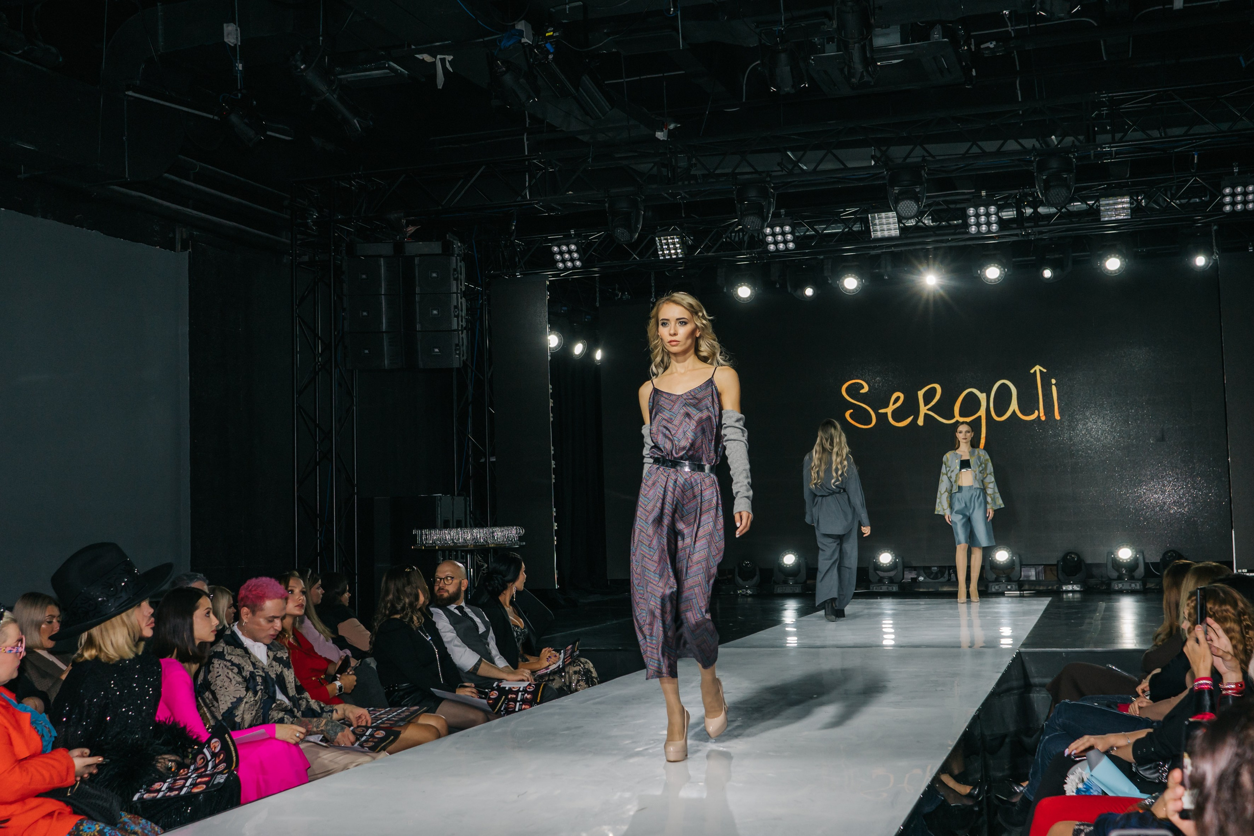 World fashion. Женский фотограф в Москве Анастасия Сидорова