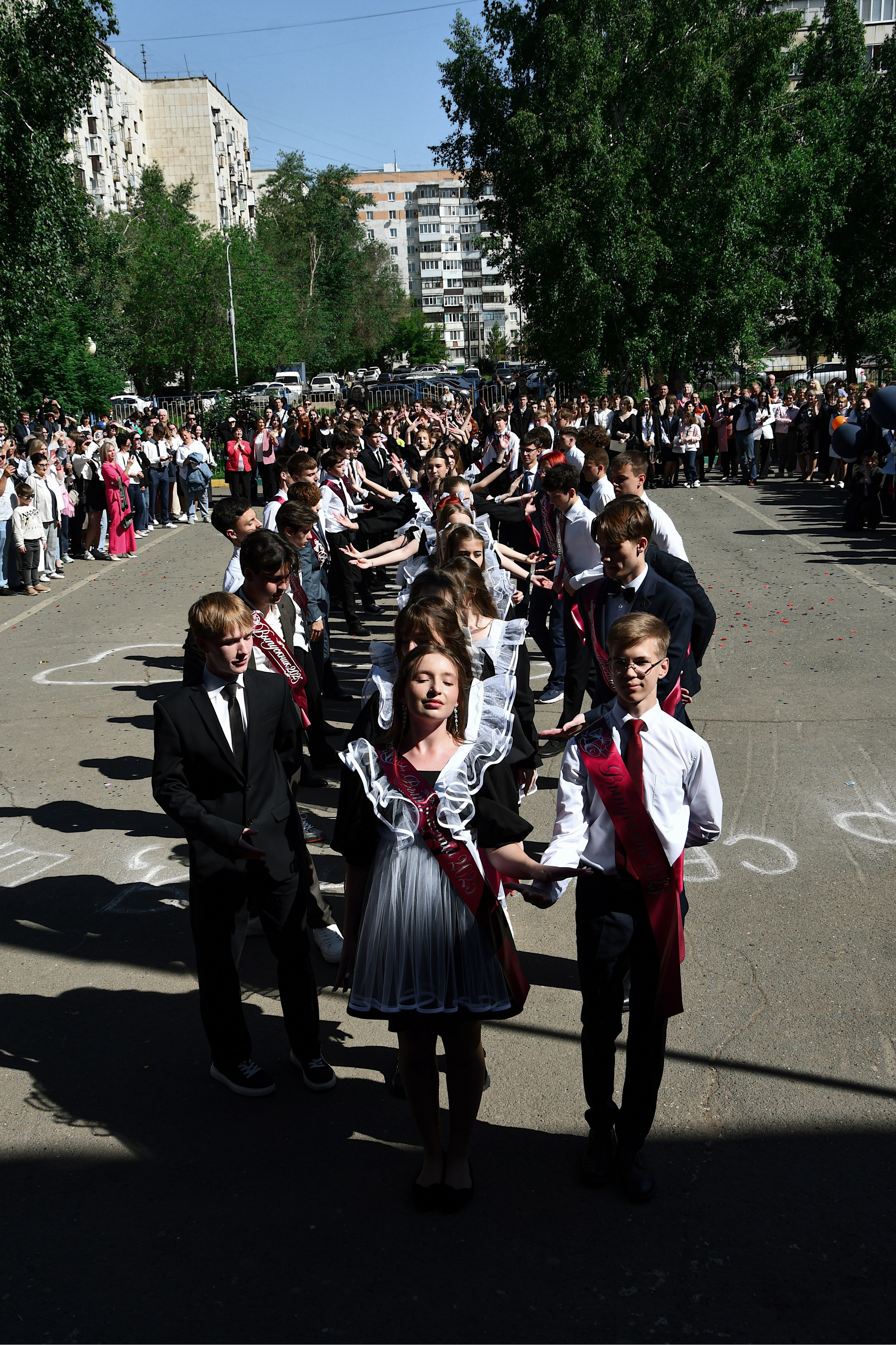Линейка Гимназия Nº3. Фотограф Оренбург I Кристина Подольская