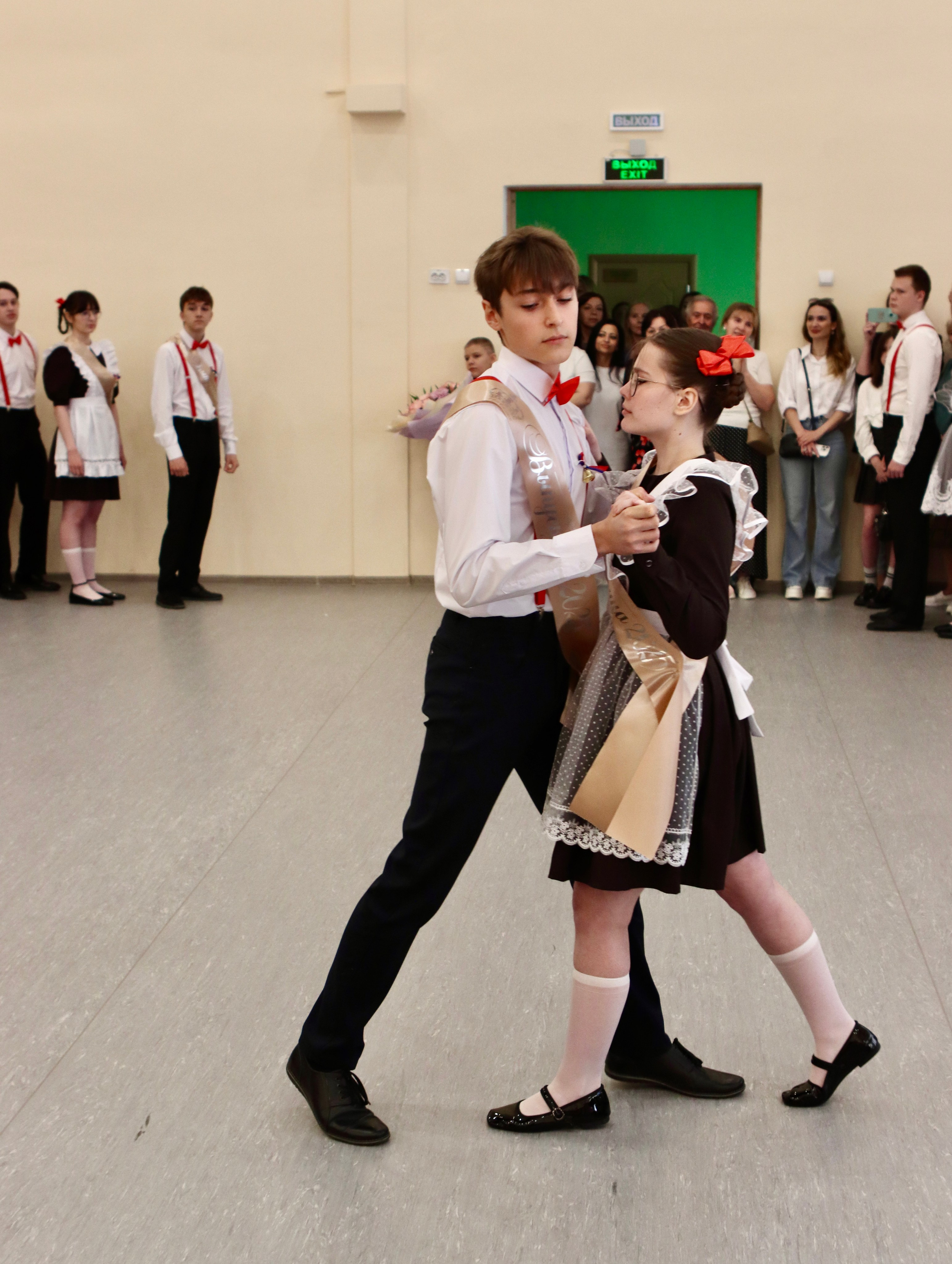 Школьный выпускной. Фотограф в Курске Смирнов Евгений