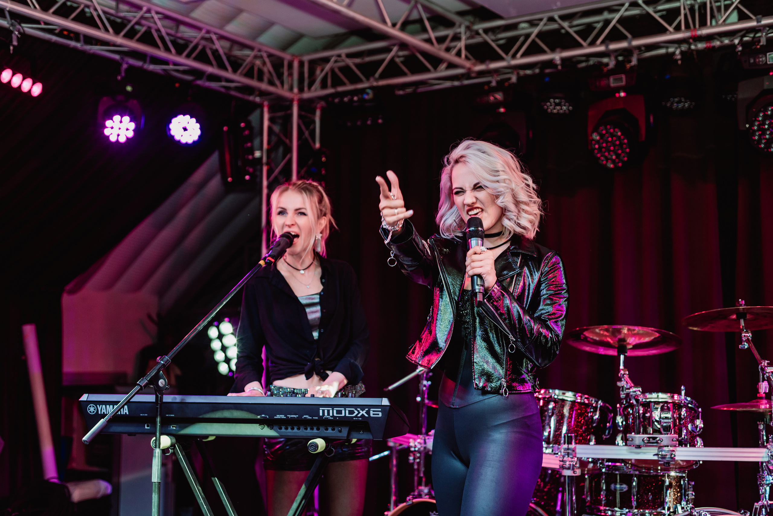 Кавер-группа|NIKOL' — девушки, как звезды. ФОТОГРАФ ИРИНА ШАМАТАВА