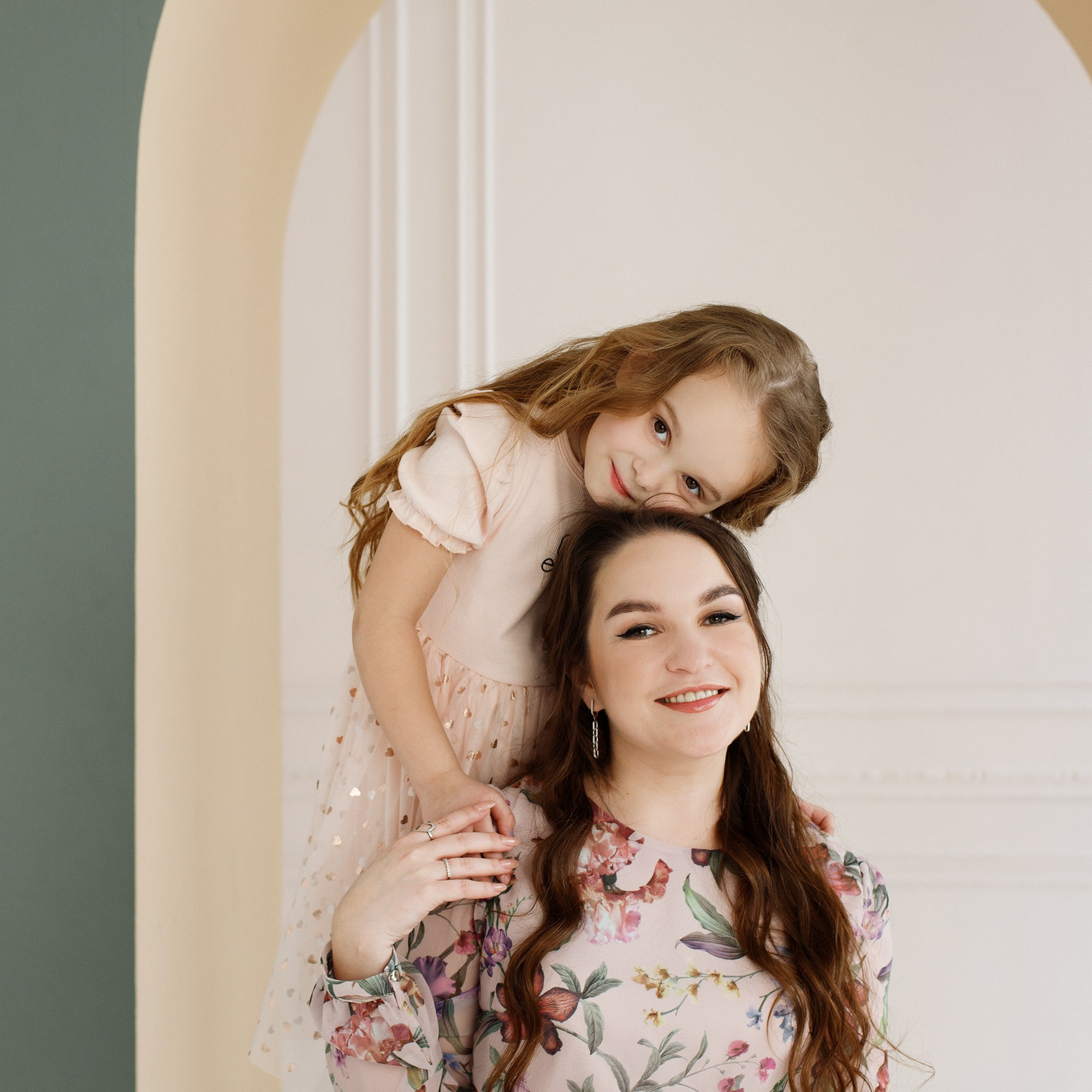 Фотосессия для мамы с дочкой. Необычные портретные фотосессии под ключ в Москве