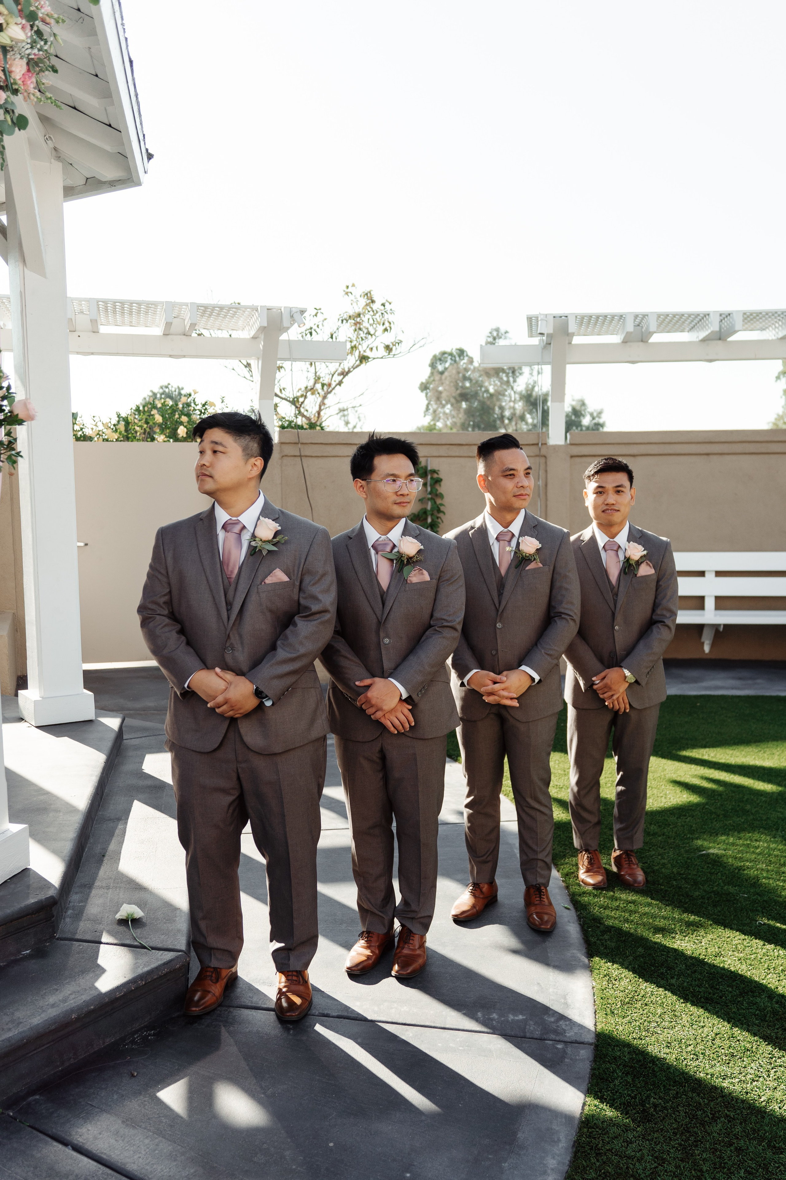 2025-08-16_AndreaChristopher. Ретушер Зенькевич Света