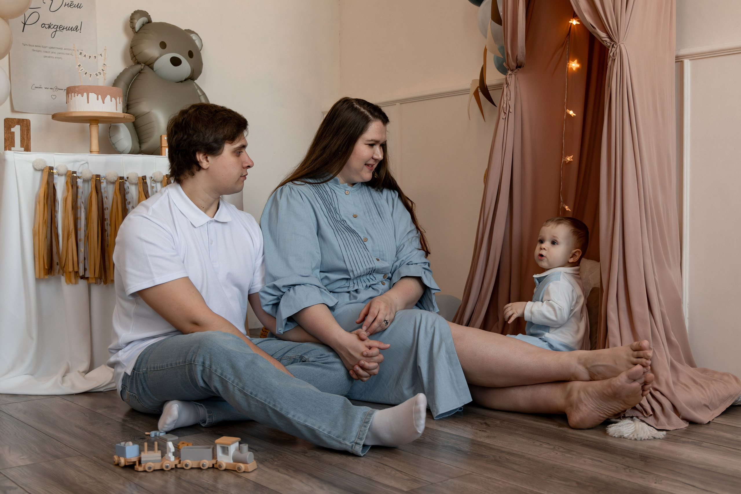 Анонс семейной фотосессии/Годик малыша Ярослава 🤍. Профессиональный фотограф в Омске Писанкина Анастасия
