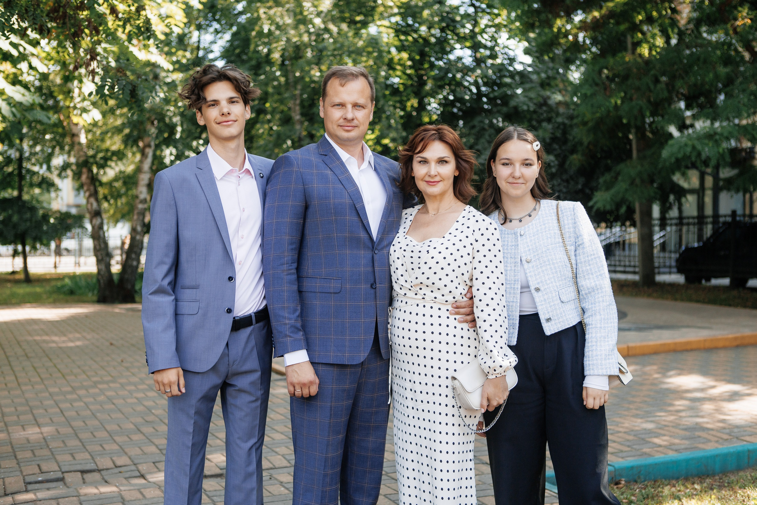 Выпускной Гимназия 12 2024 г. Свадебный и портретный Фотограф в Липецке Дмитрий Котюков