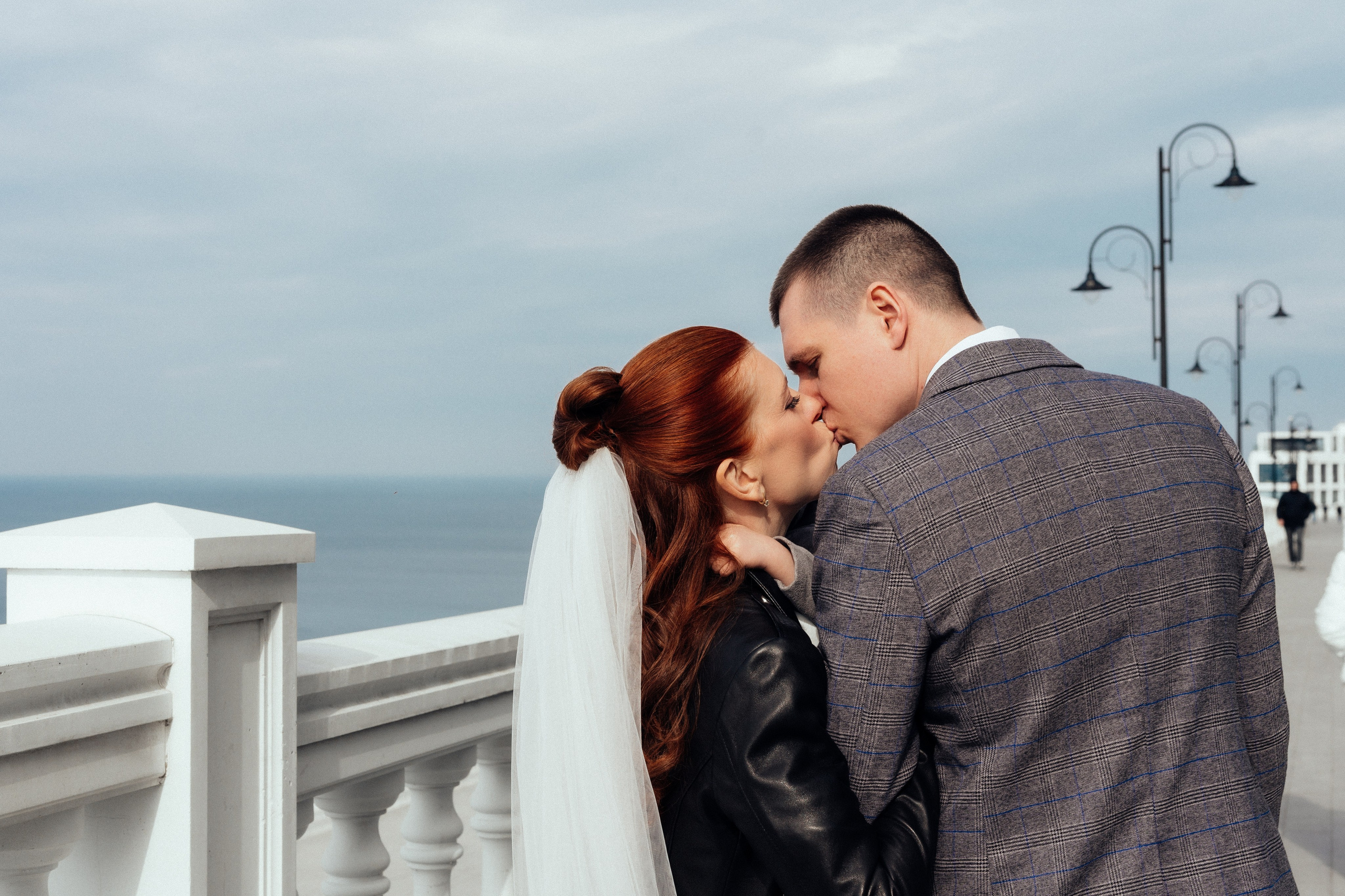 Свадебная фотосессия в Анапе, ЗАГС, Белая набережная. Профессиональный фотограф Геленджик, Новоросийск Виктория Цейс