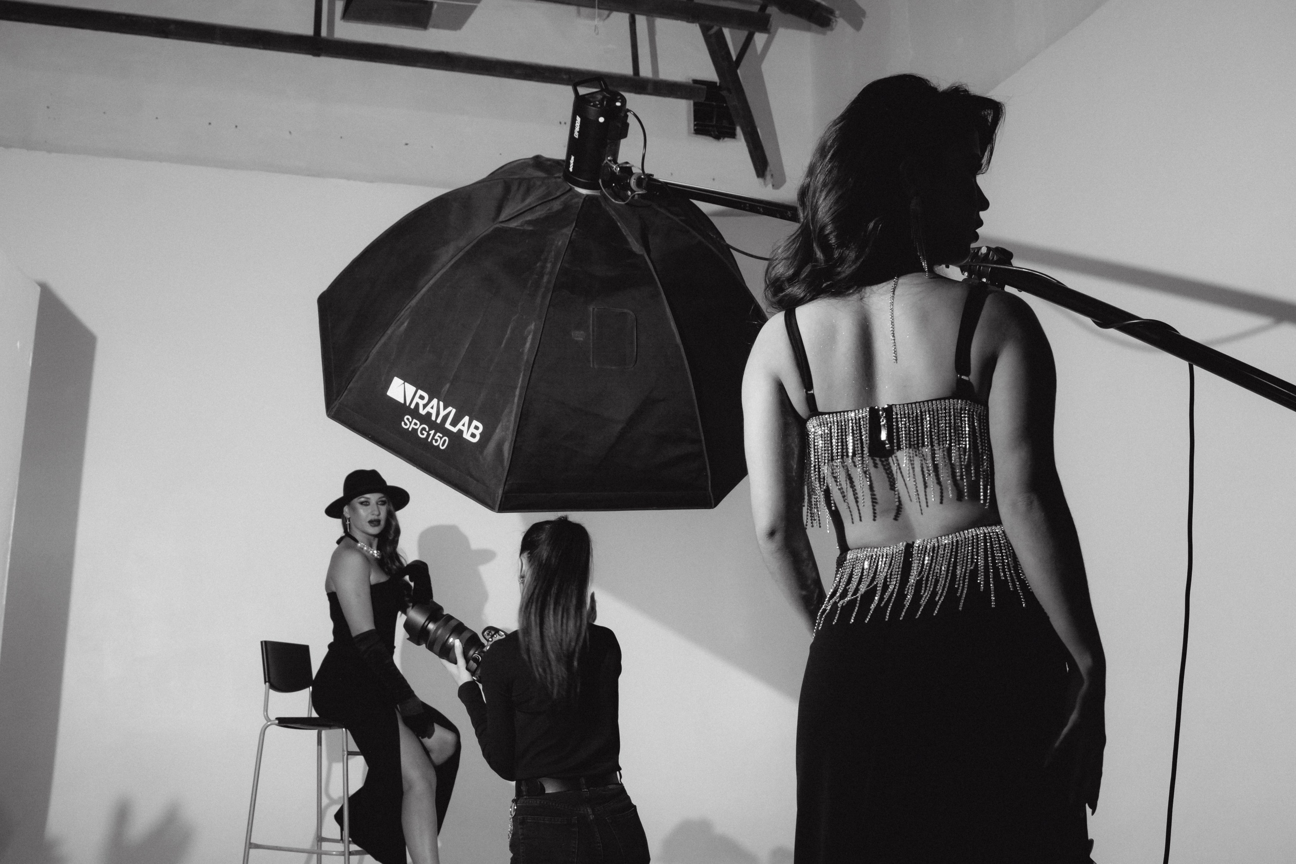 Фэшн-съёмка участниц Миссис Бизнес Гатчина 2023. Портретный фотограф в Санкт-Петербурге Дмитриева Наталия