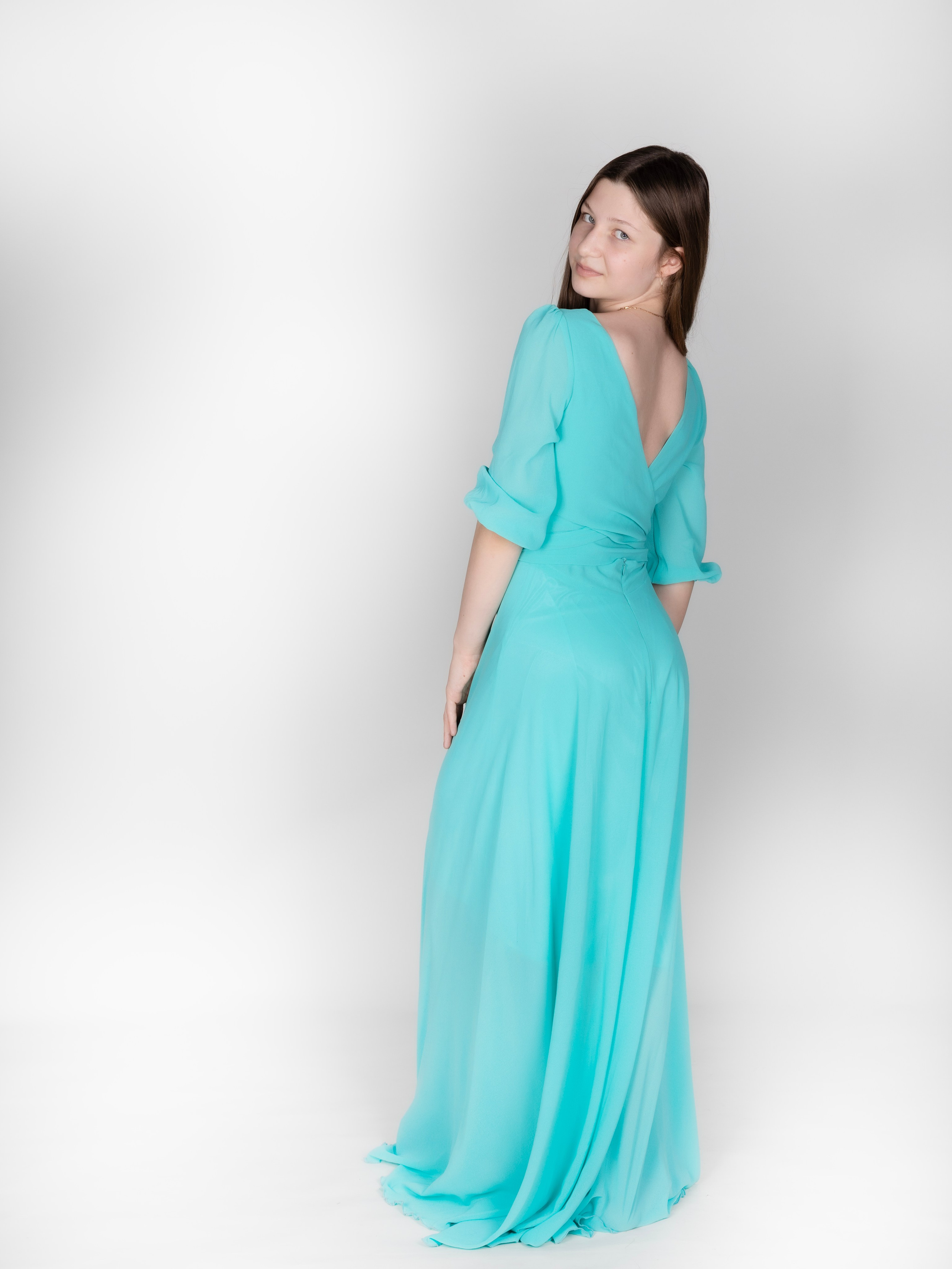 Карнавальные костюмы, вечерние и свадебные платья аренда посуточно, прокат в Жуковском. Фотограф для маркетплейсов, фотоуслуги в Жуковском Татьяна Марсуверских