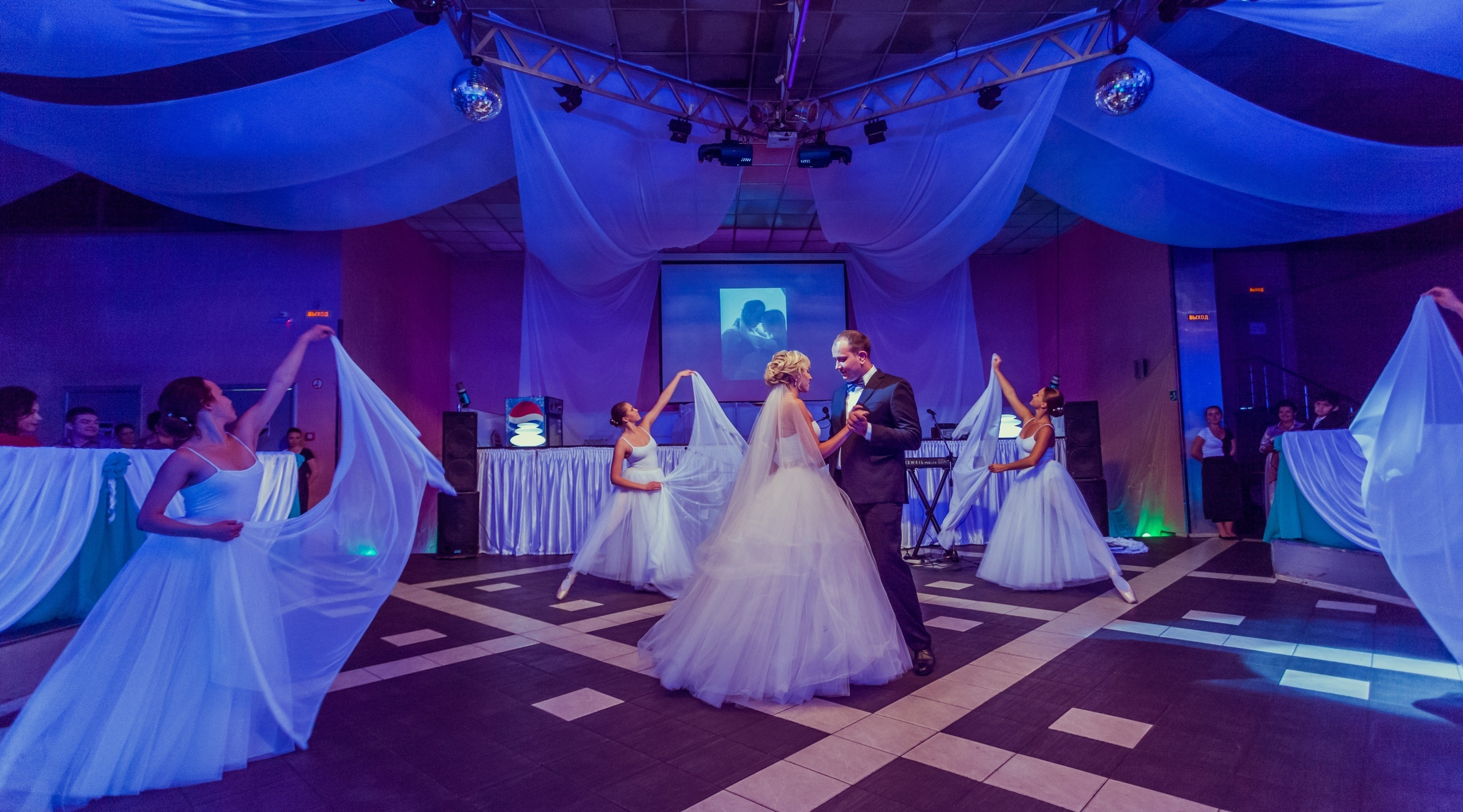 Даша и Слава. Семейный, свадебный, рекламный фотограф в Челябинске Евгений МЕНЬШИХ