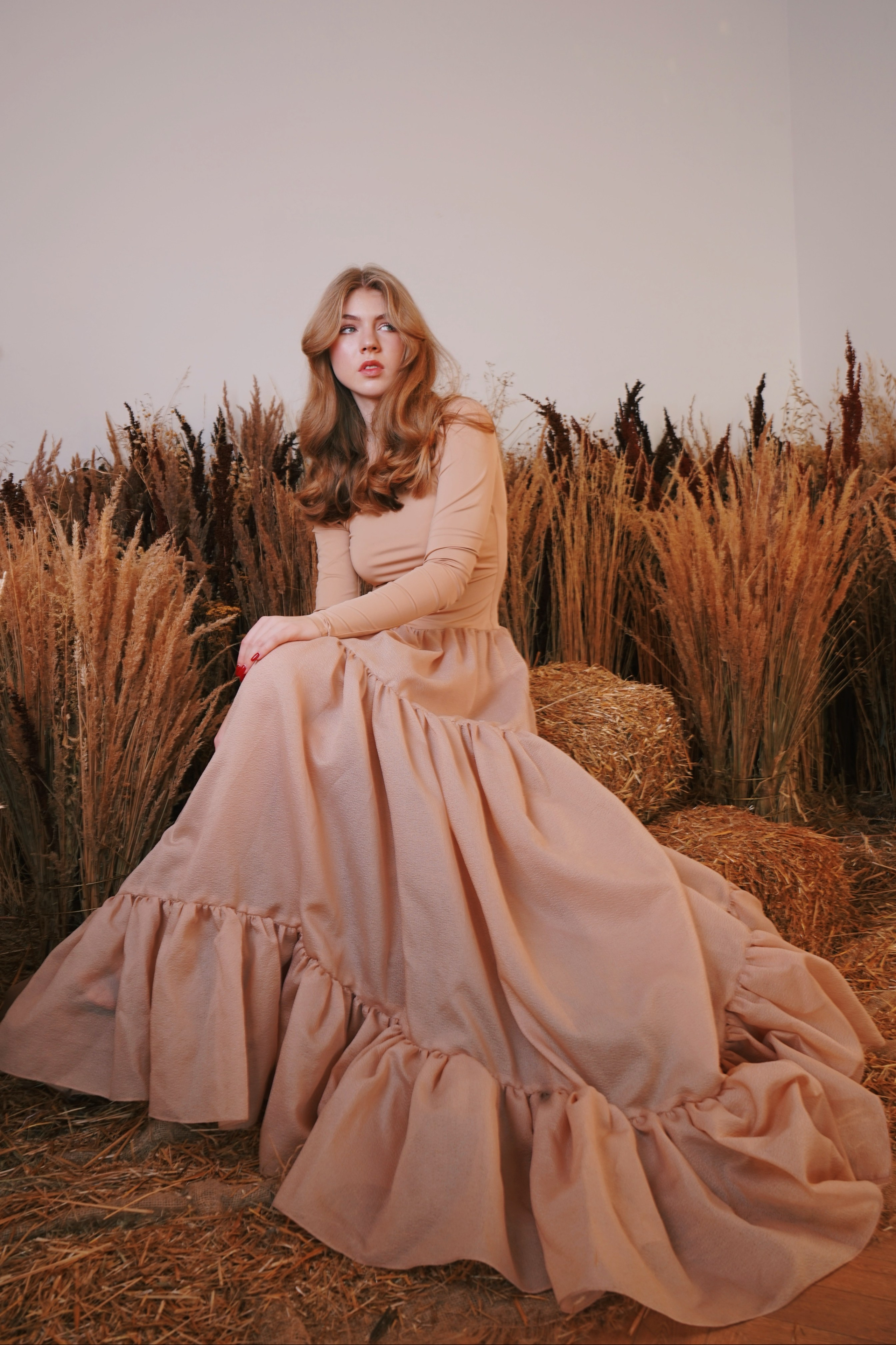 София, студия. Женский фотограф в Москве Уварова Анастасия