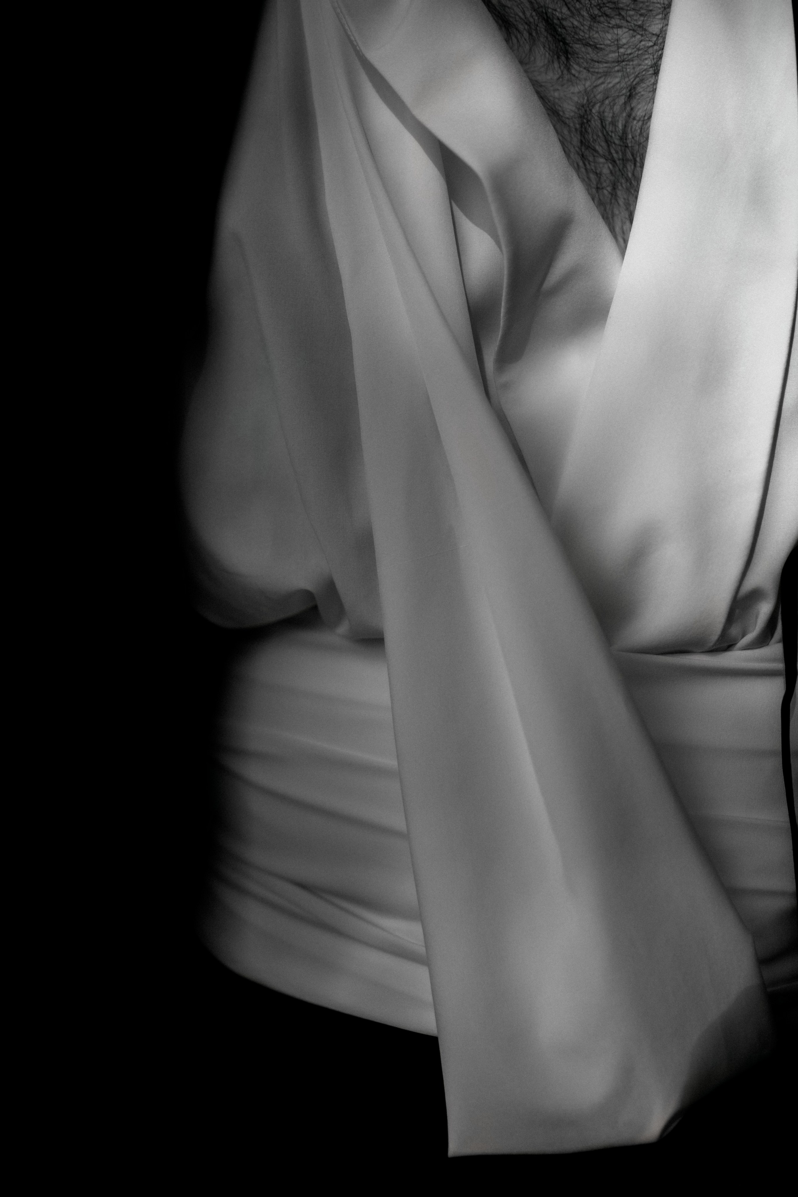 Свадебная фотосессия в старинном заброшенном храме в Крыму Гладиолусы. Свадебный и семейный фотограф и видеограф, Крым, Москва, Санкт -Петербург