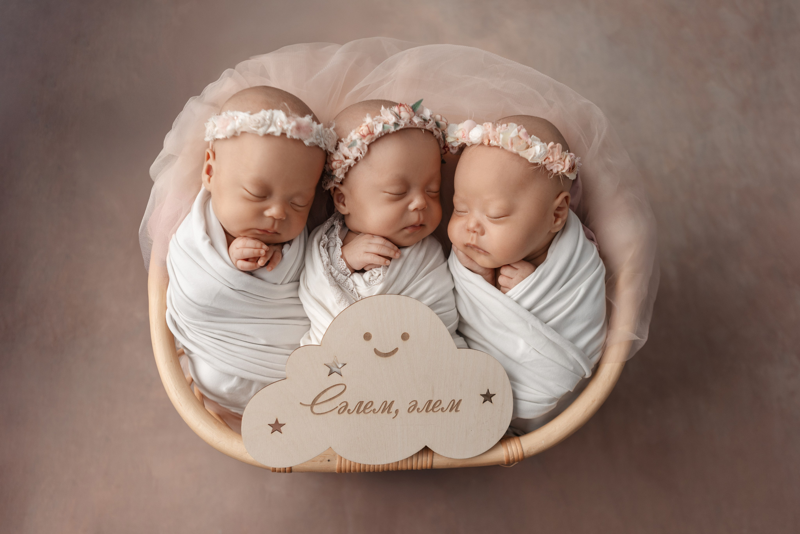 Newborn classic. Женский и newborn фотограф Айжан Шарафи в Алматы