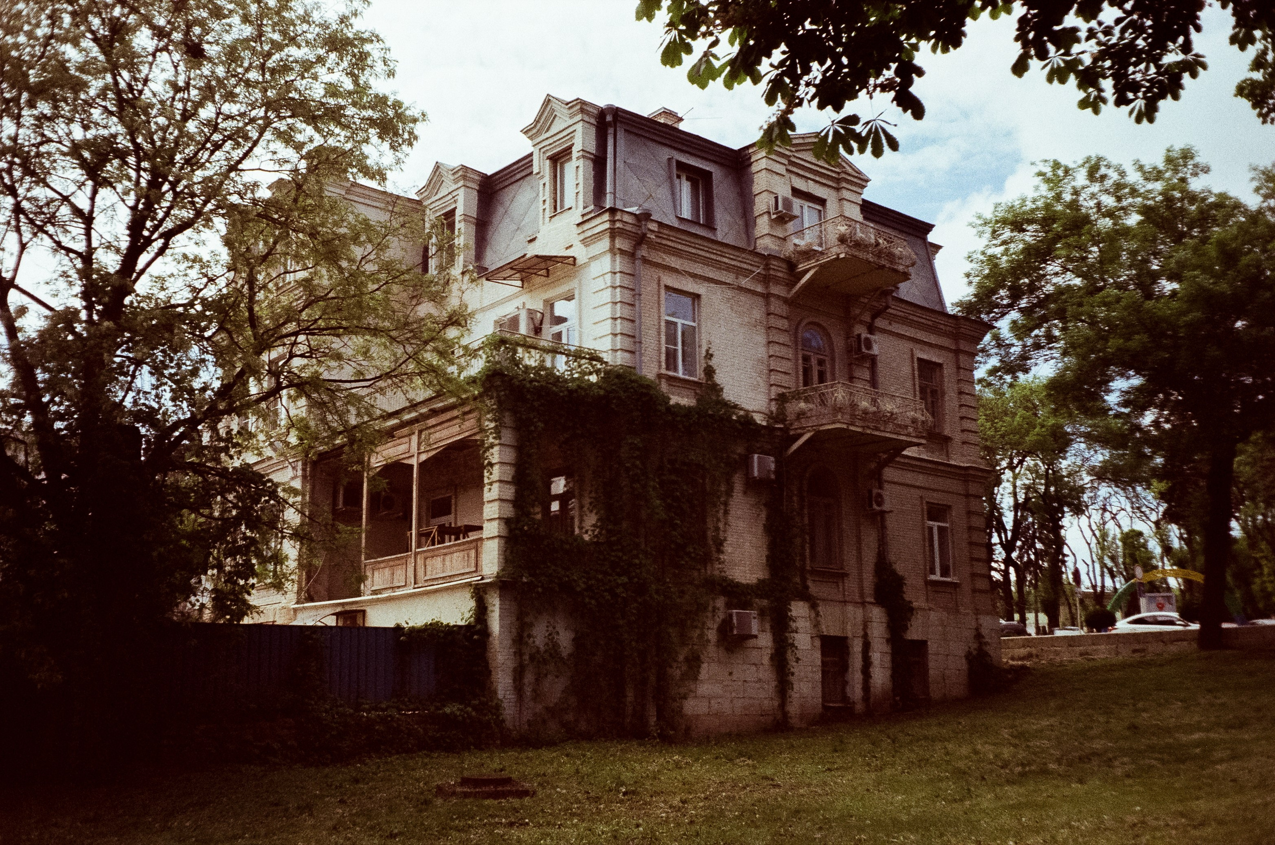 Ессентуки прогулка по городу / Minox 35GT / Agfa Vista 400 (просрочка)