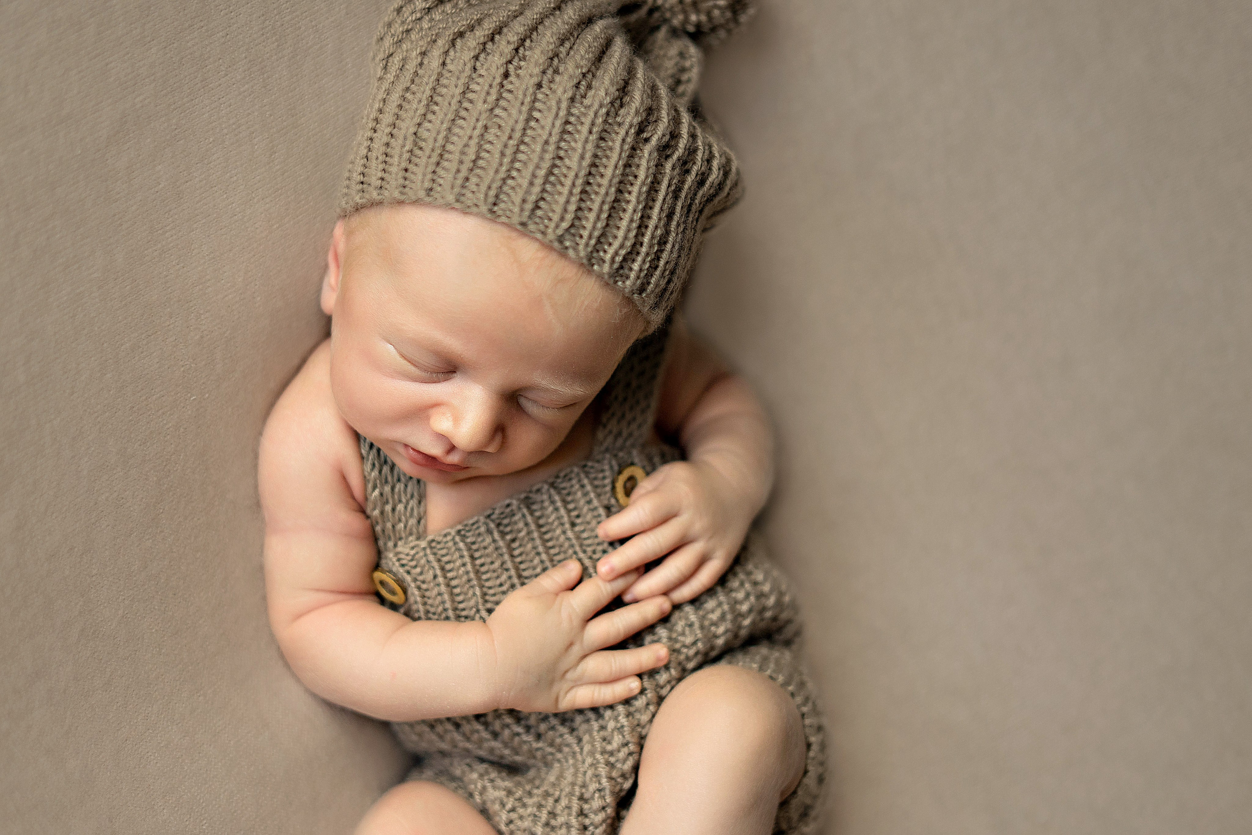 фотосессия в краснодаре фотограф новорожденных ньюборн лайфстайл роды беременность студия фото малыш