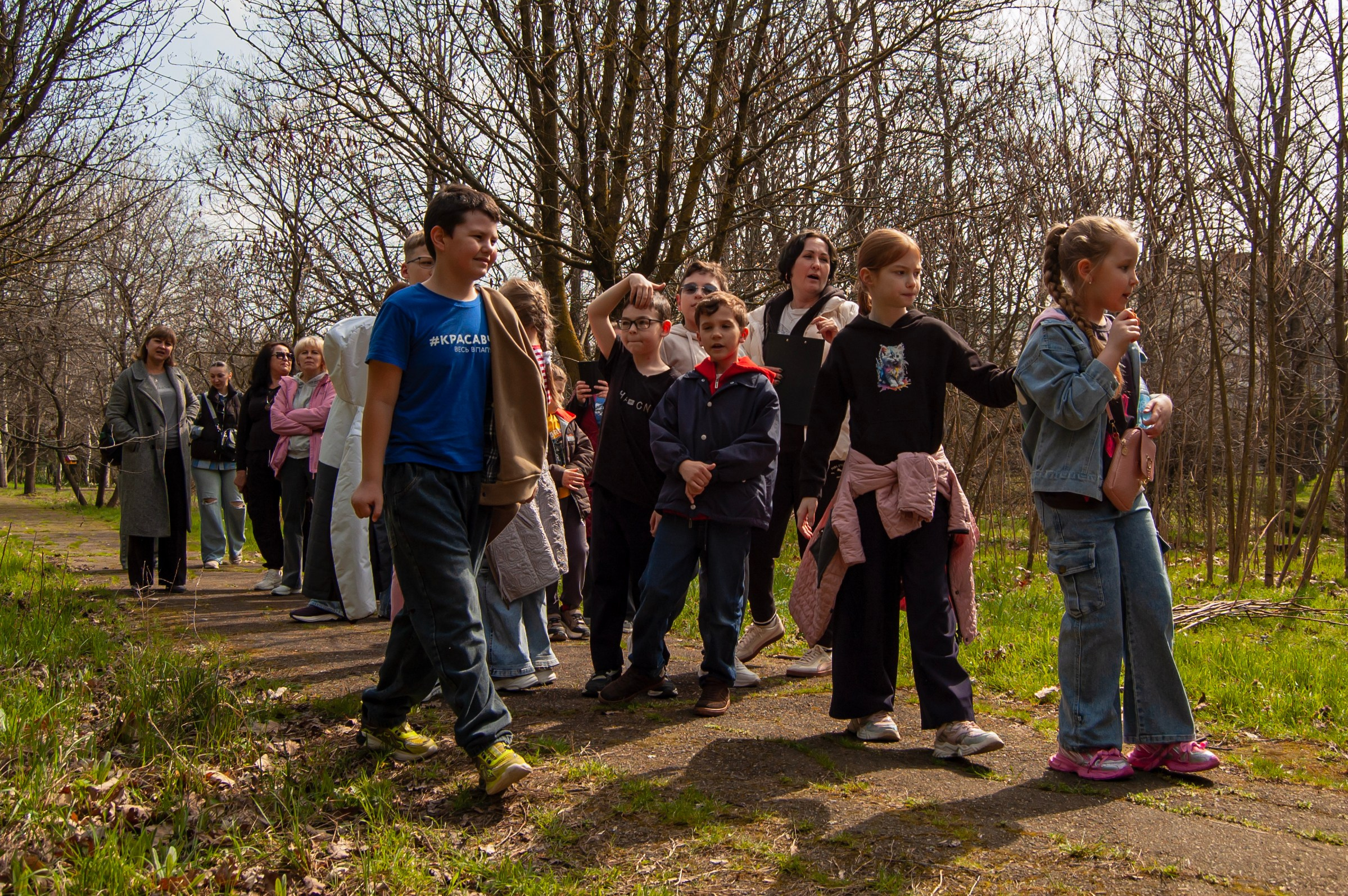 Репортажная съёмка 2 «В» класса СОШ № 11 в Краснодаре. Портретный фотограф в Краснодаре Слава Никитин
