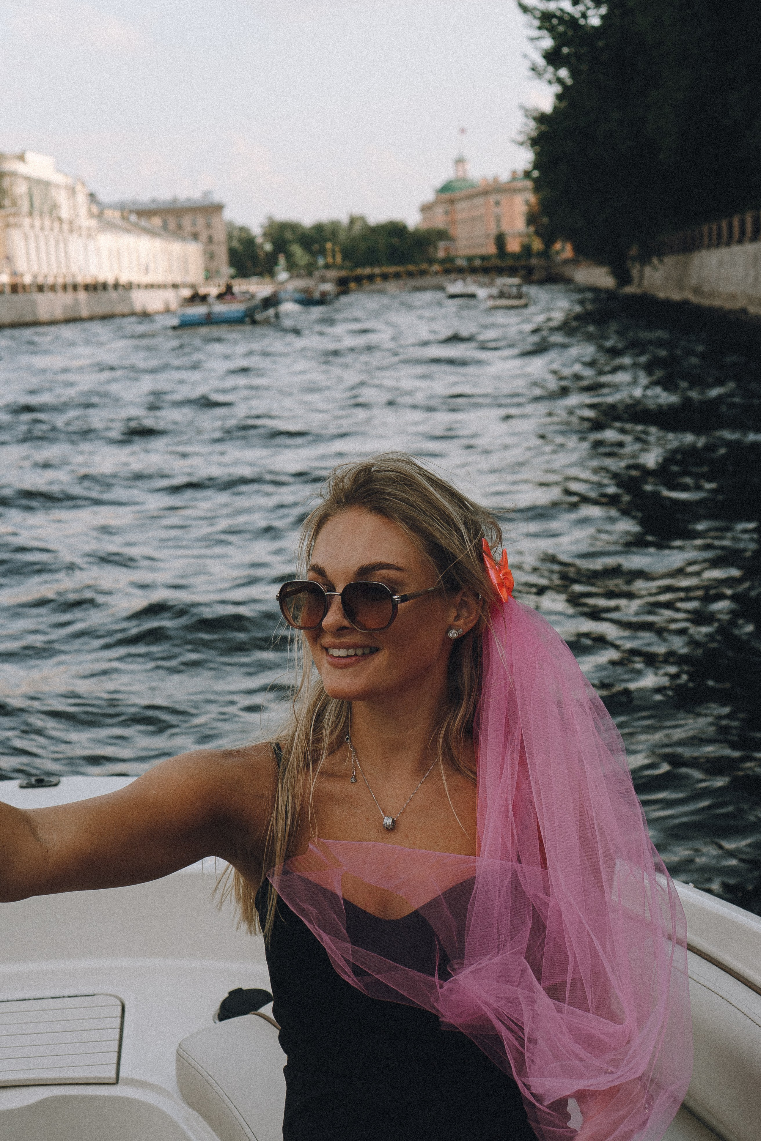 ДЕВИЧНИК НА КАТЕРЕ. Профессиональный фотограф, Санкт-Петербург — Виктория Богомолова