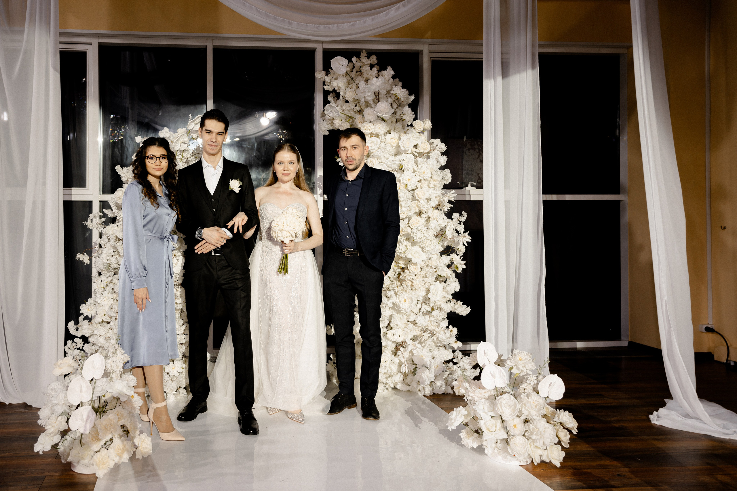 СВАДЕБНАЯ СЬЕМКА СБОРОВ В ОТЕЛЕ И ВЫЕЗД НА ЦЕРЕМОНИЮ (СНЯТО В СИБИРЕ В НИЖНЕВАРТОВСКЕ). Профессиональный фотограф, Санкт-Петербург — Виктория Богомолова