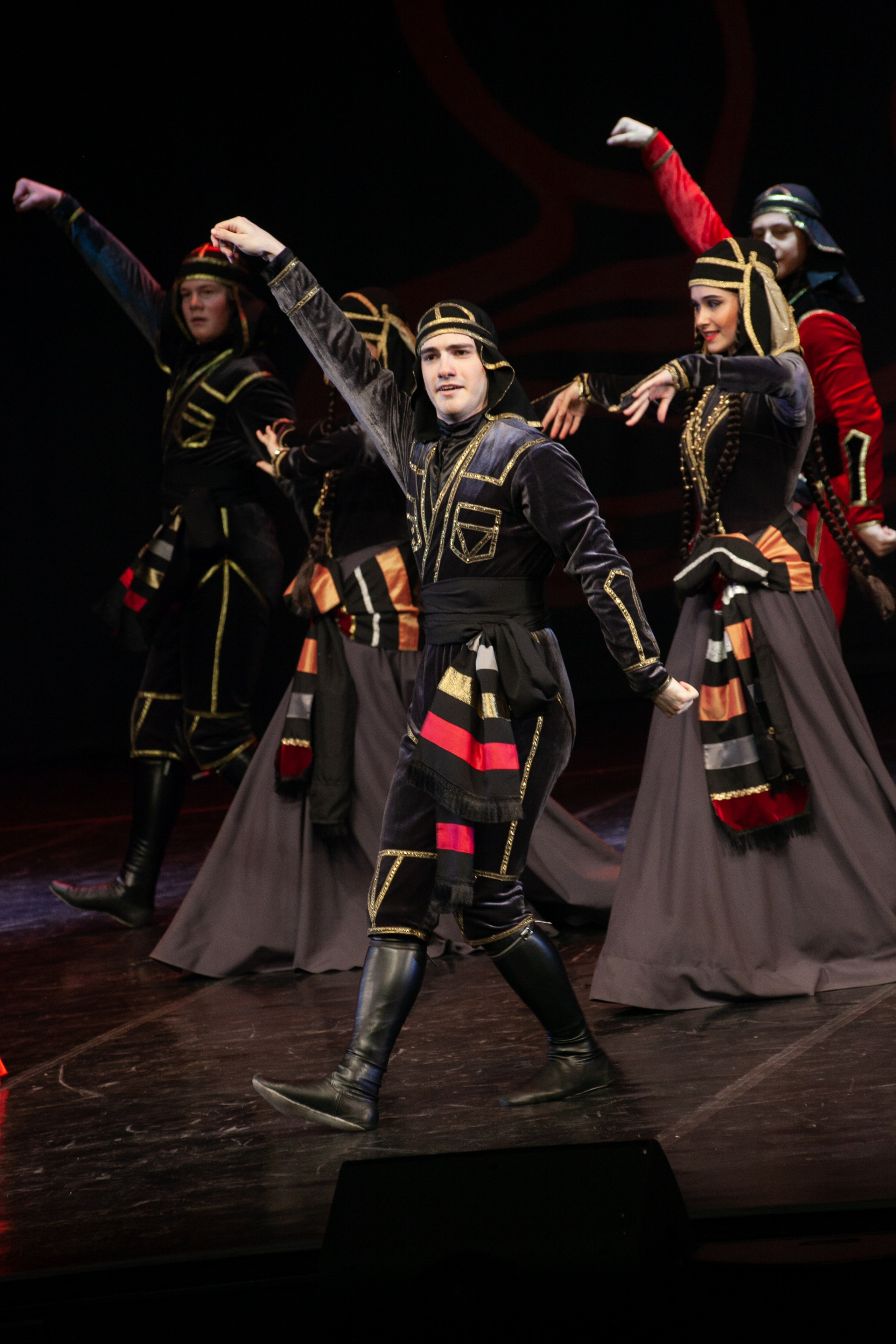 Концерт, грузинские танцы. Art photographer Nino