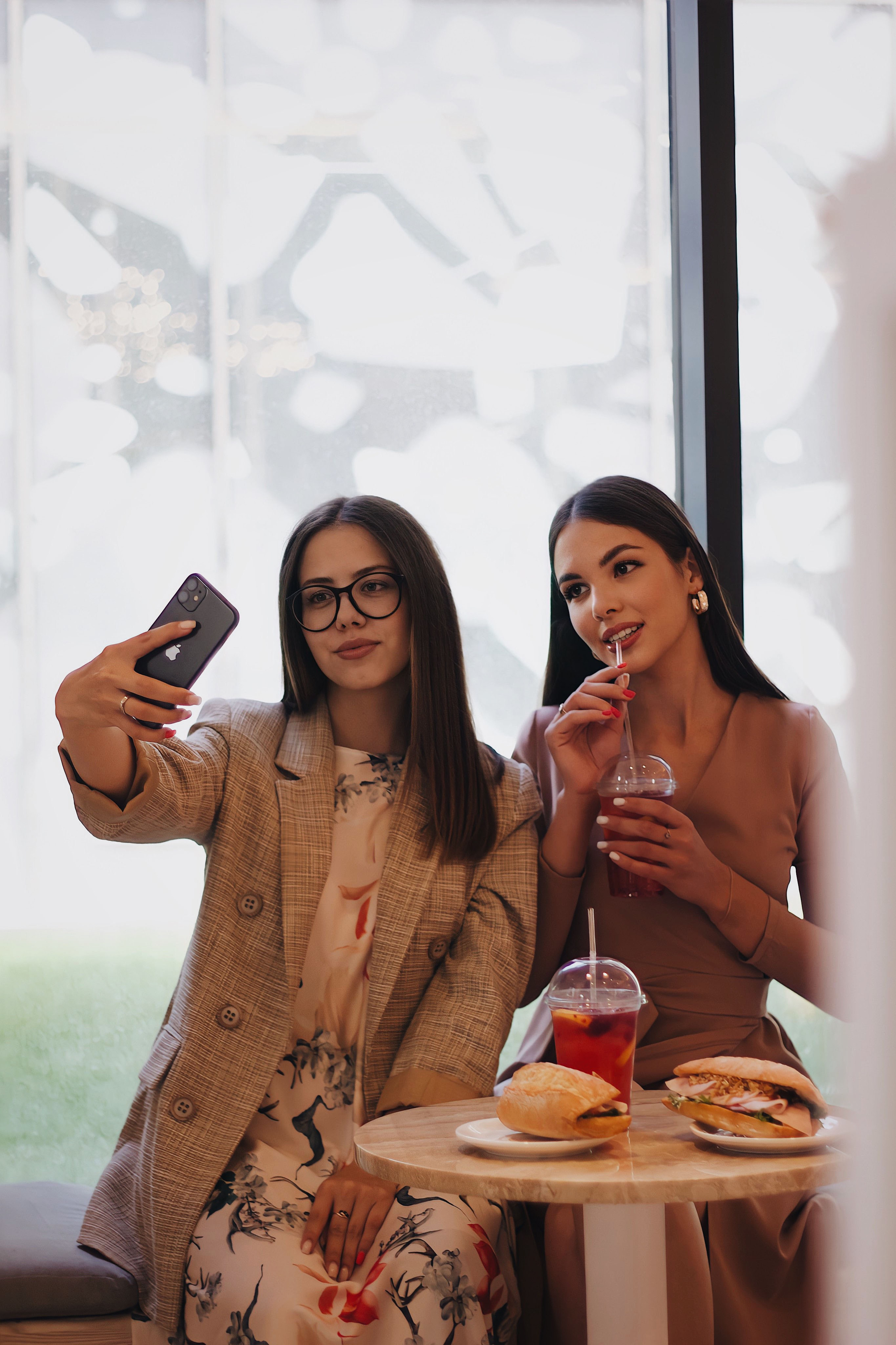 СЬЁМКА ПОДРУГ. Фотограф Ожерельева Ольга. Love story · Portraits · Individual photoshoot