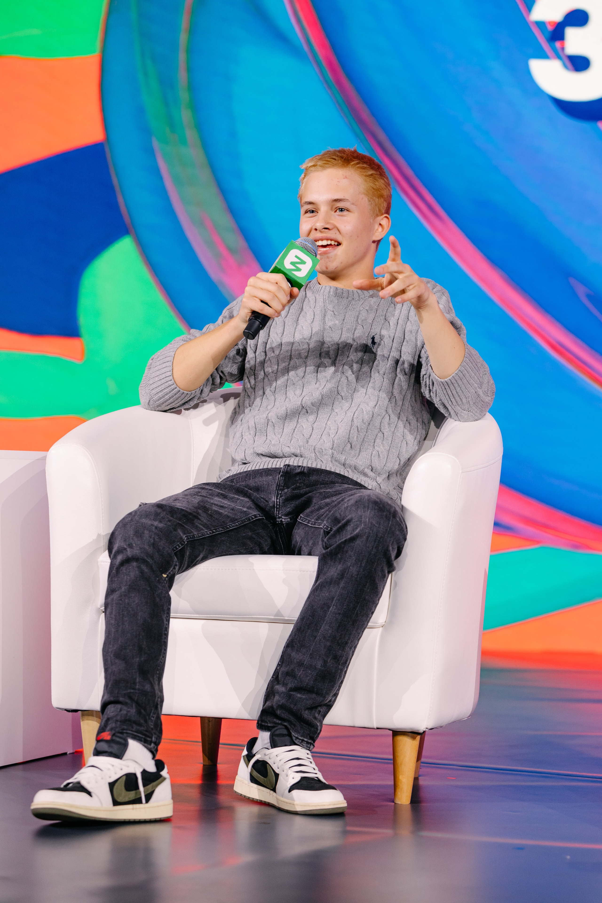 Всемирный фестиваль молодёжи 2024 в России. Репортажный фотограф в Москве, Сочи и Санкт-Петербурге