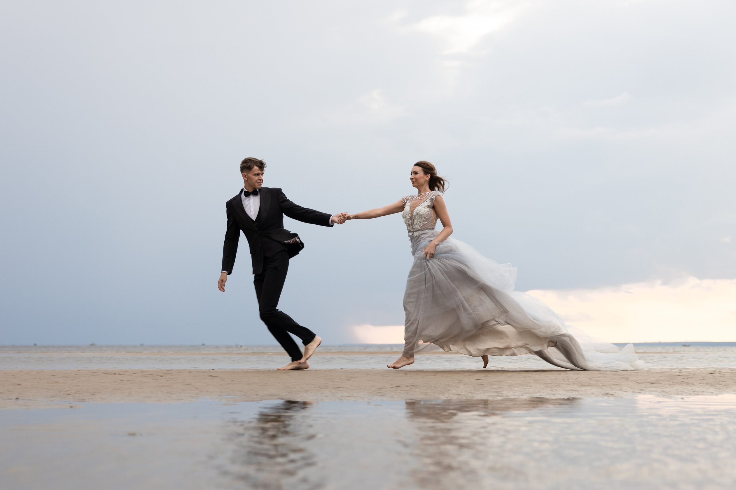 Свадебный ужин для двоих на берегу Финского залива. Фотограф в Санкт-Петербурге Вагнер Юлия