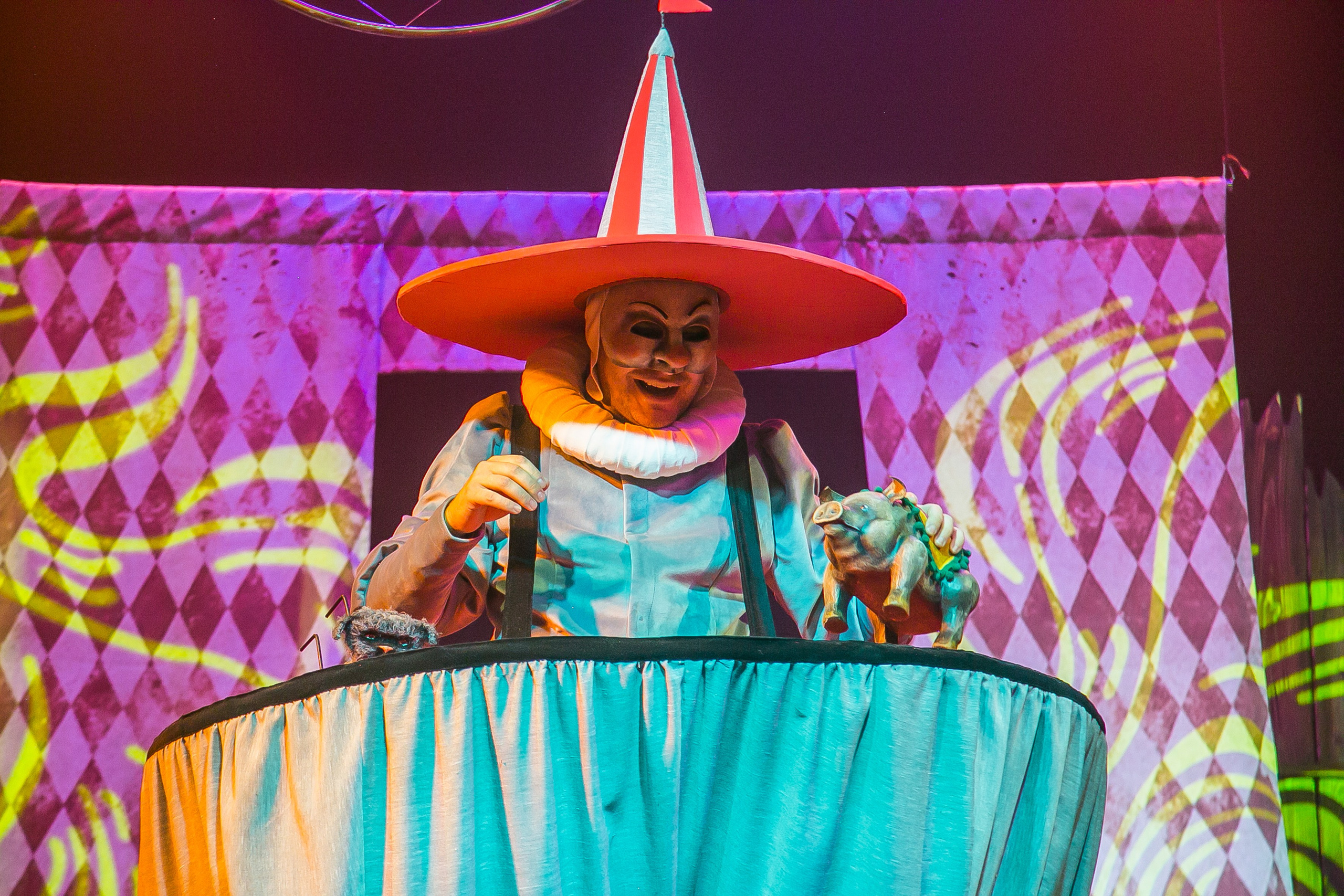 Спектакль «Каштанка». Художник по свету Максим Сергачев