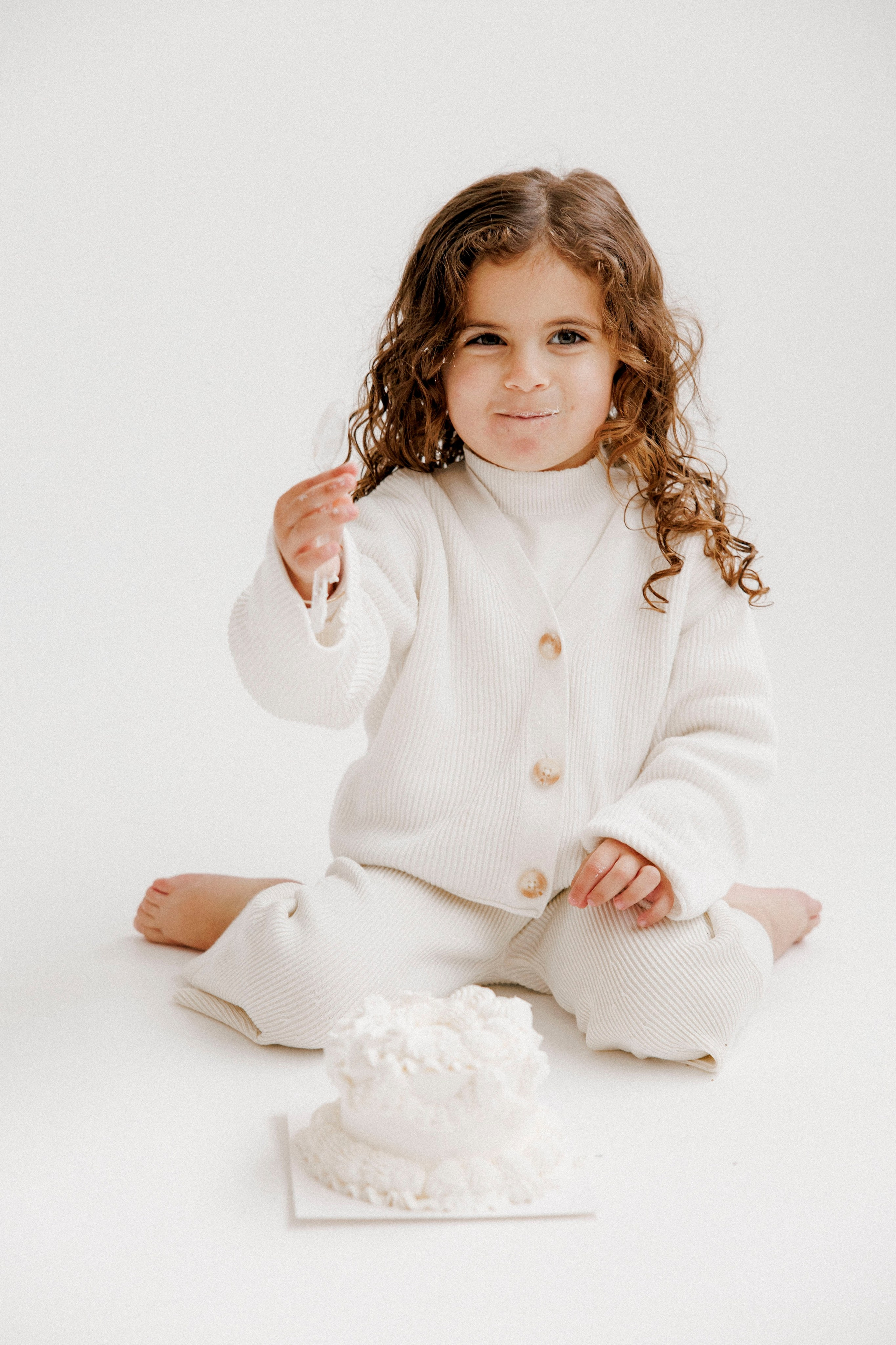 Family photoshoot in White Studio. Wedding and family photographer