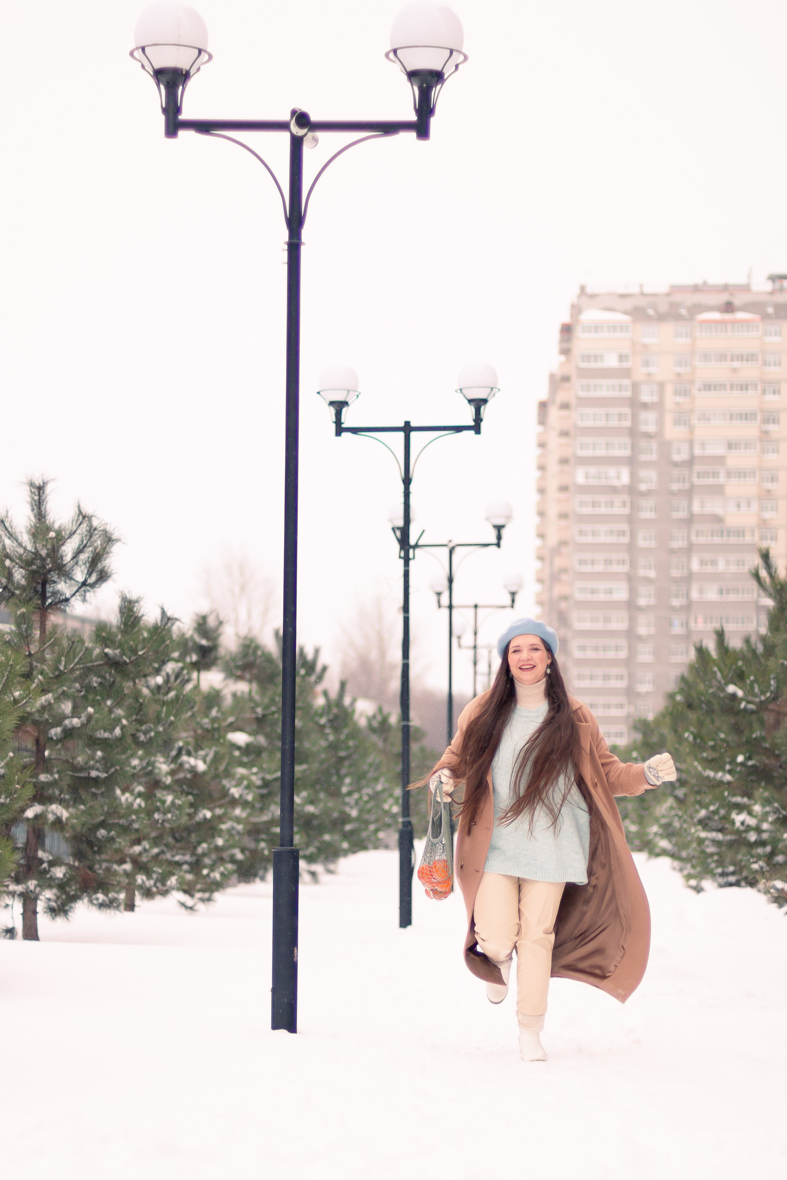 Настя. Снег, мороз и мандаринки. Анна Беликова — Семейный и портретный фотограф Ростов-на-Дону