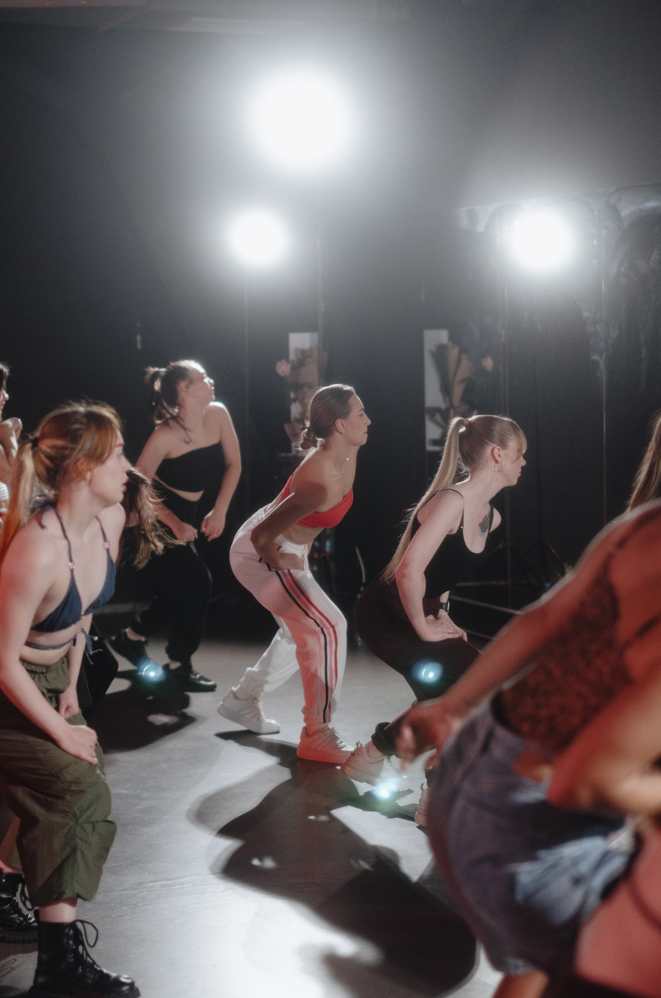 Мастер-классы по High Heels/Girly hip-hop от Оксаны ATTA. Денисова Аля — фотограф для парных съемок и индивидуальных историй в Барнауле