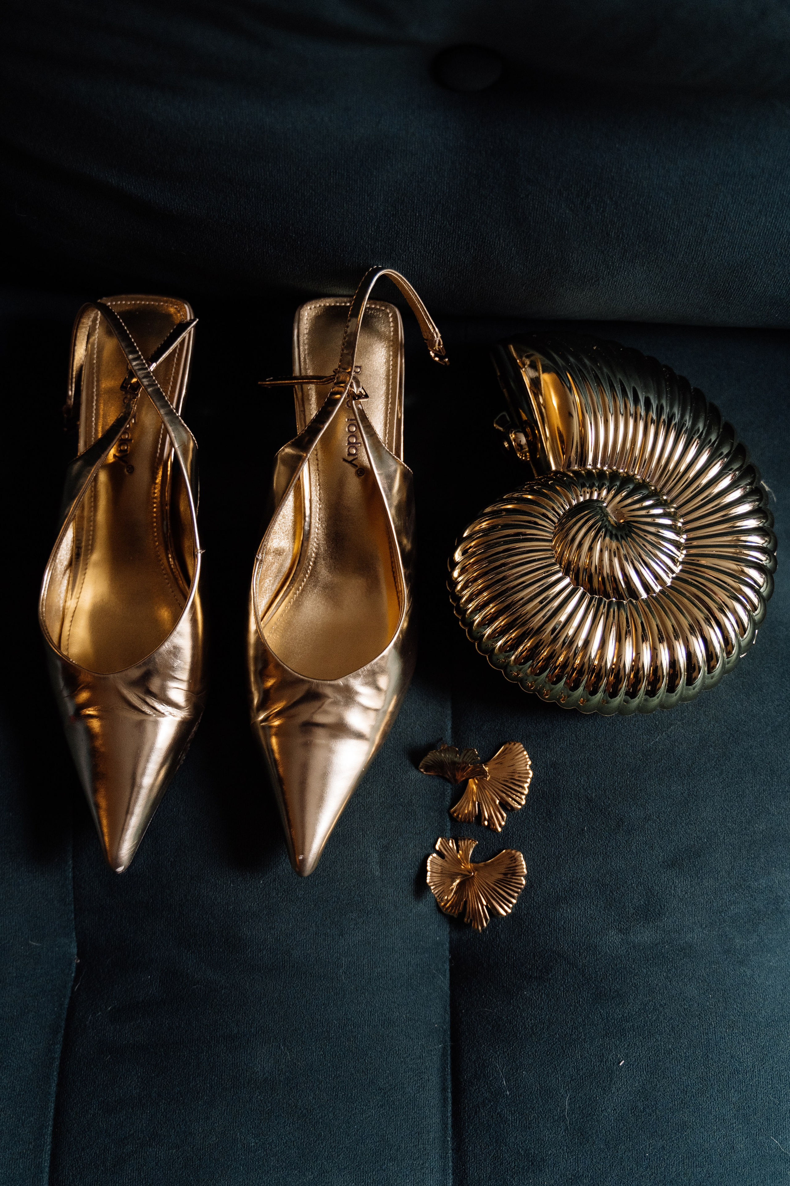 Свадьба на крыше Петербурга. Свадебный фотограф организатор в Санкт-Петербурге Ассоль Опарина