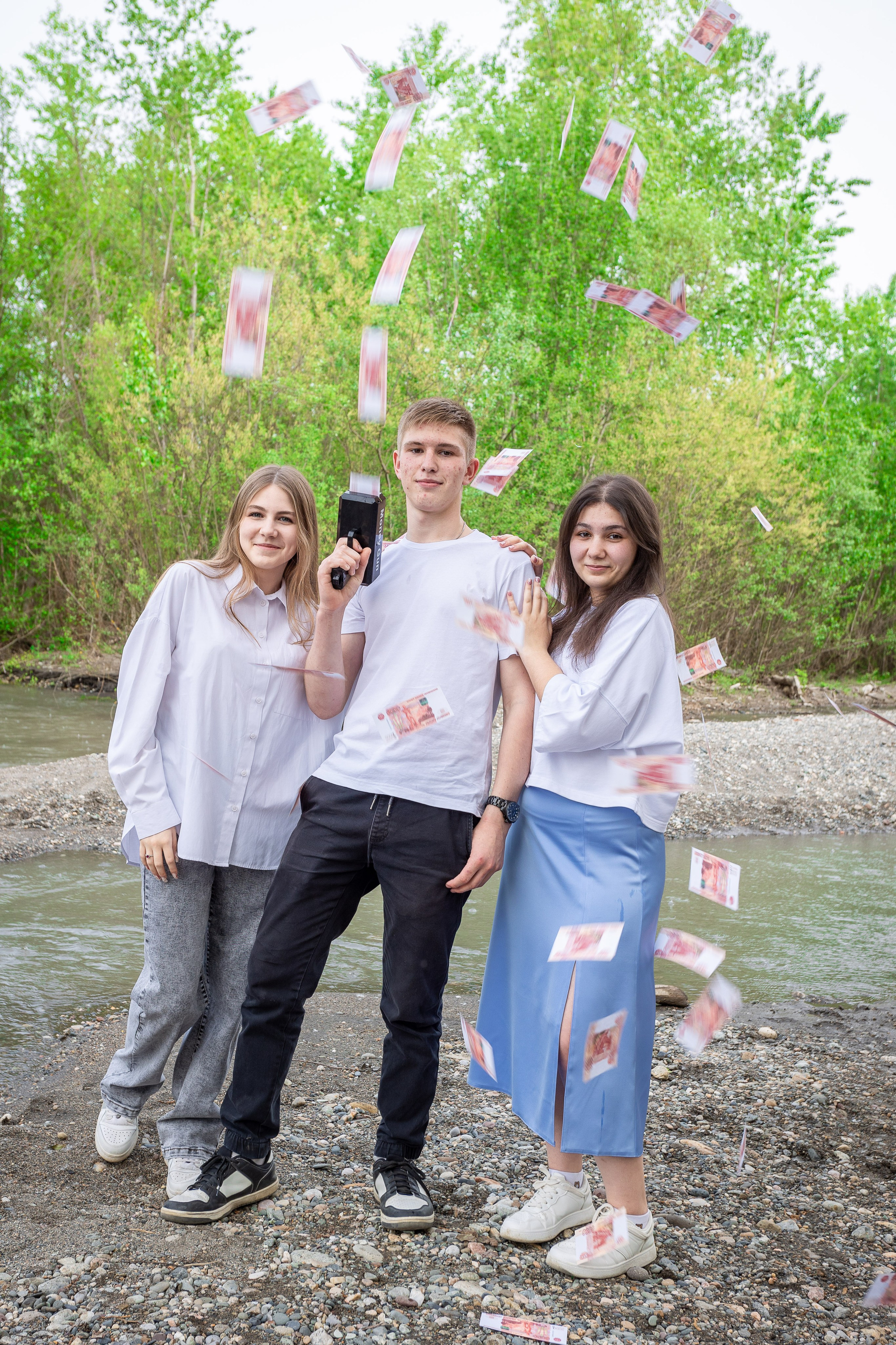 Уличная фотосессия на выпускной альбом. Выпускные альбомы Майкоп, Краснодар Елена Золотарева