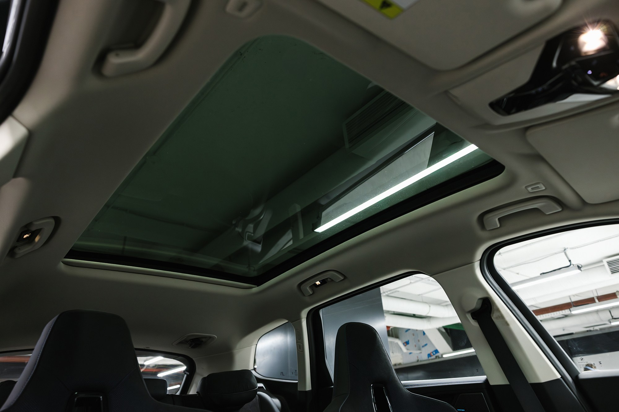 BMW X1 25Li. Новые автомобили