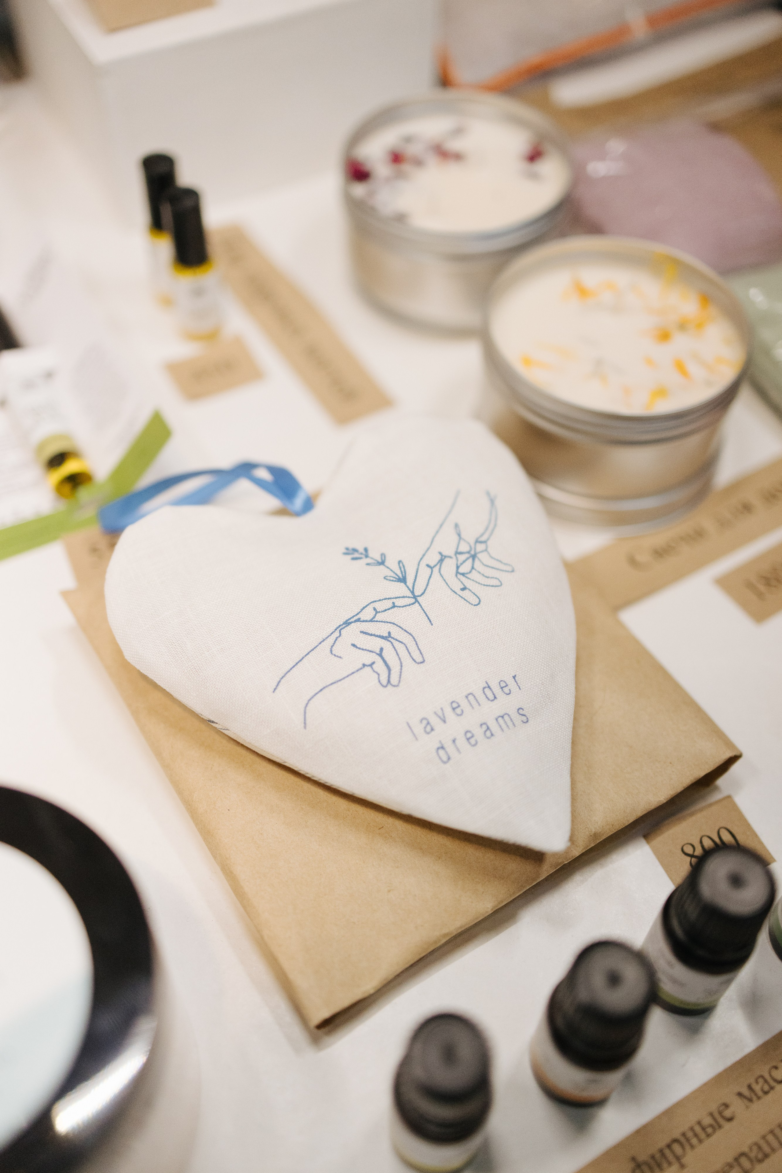 7–8 марта 2025 в пространстве «Три вокзала. Депо» / День 2 / фото Валерий Белобеев. Фотоотчеты «Ламбада-маркета»