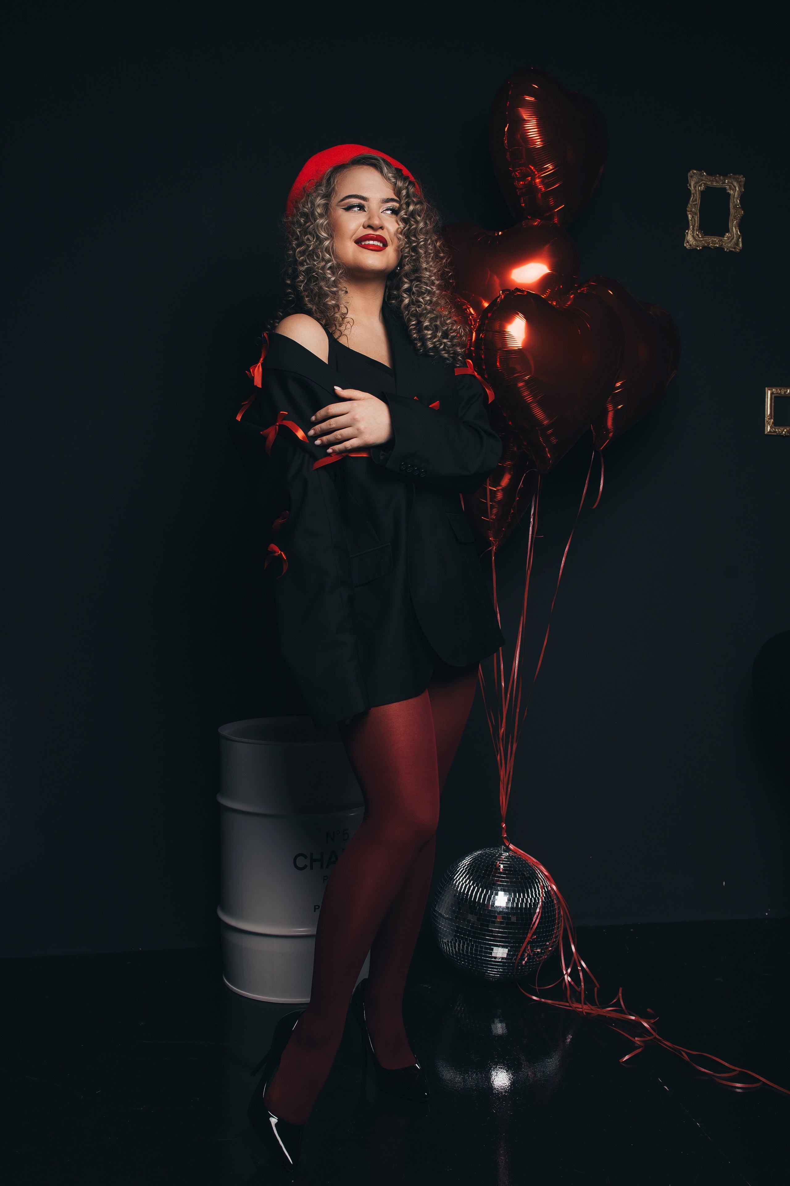 Фото день к 14 февраля.Эля