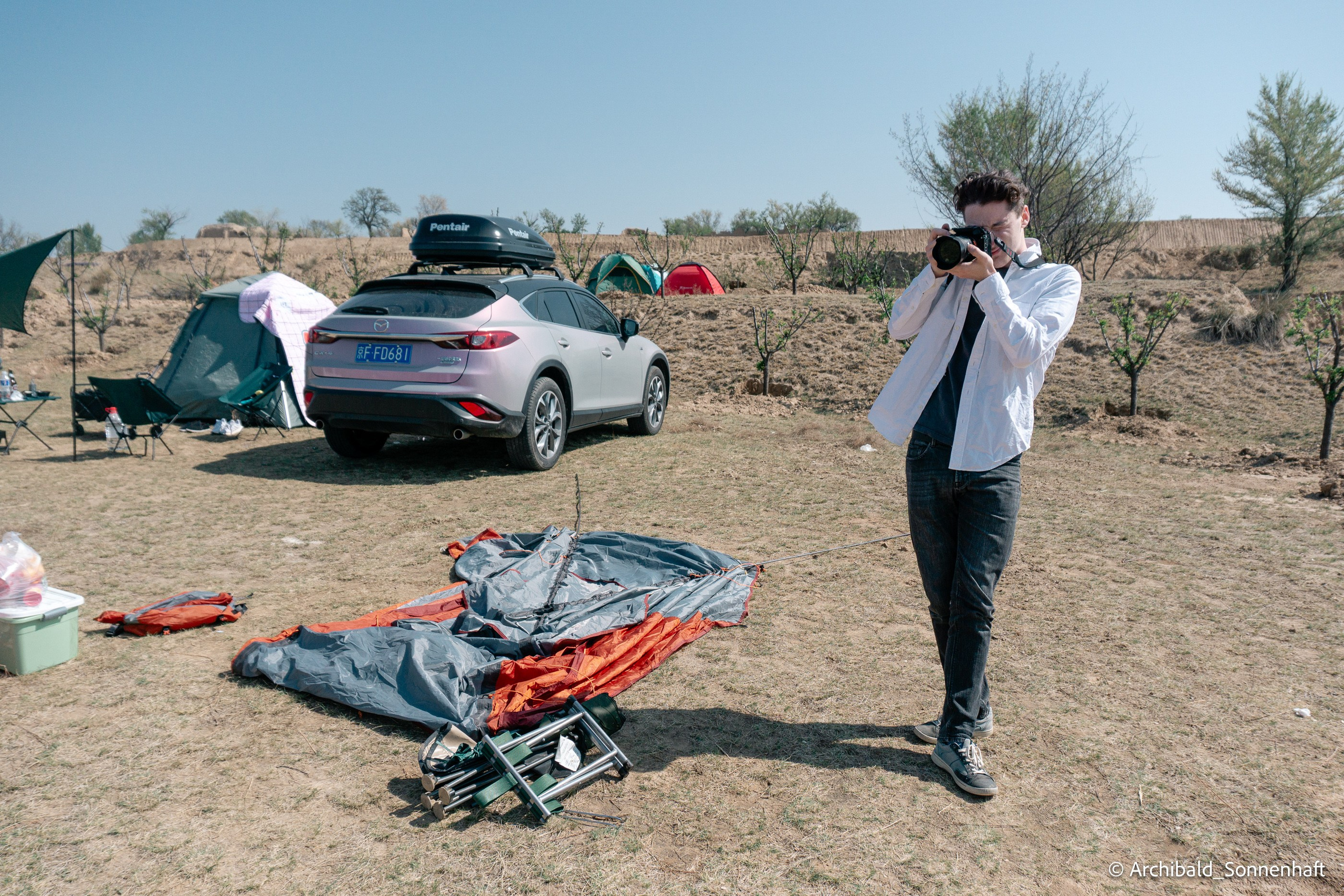 Auto-trip to Datong, Camp. Photographer in Guangzhou, China. Archibald Sonnenhaft