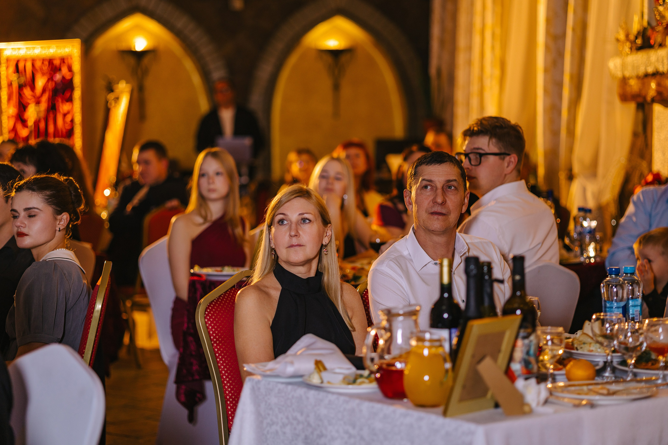 Новый год в «Айвенго» 2026. Александр Антонов. Профессиональный свадебный, репортажный фотограф в Москве, Подольске. Фото+Видео на любой праздник