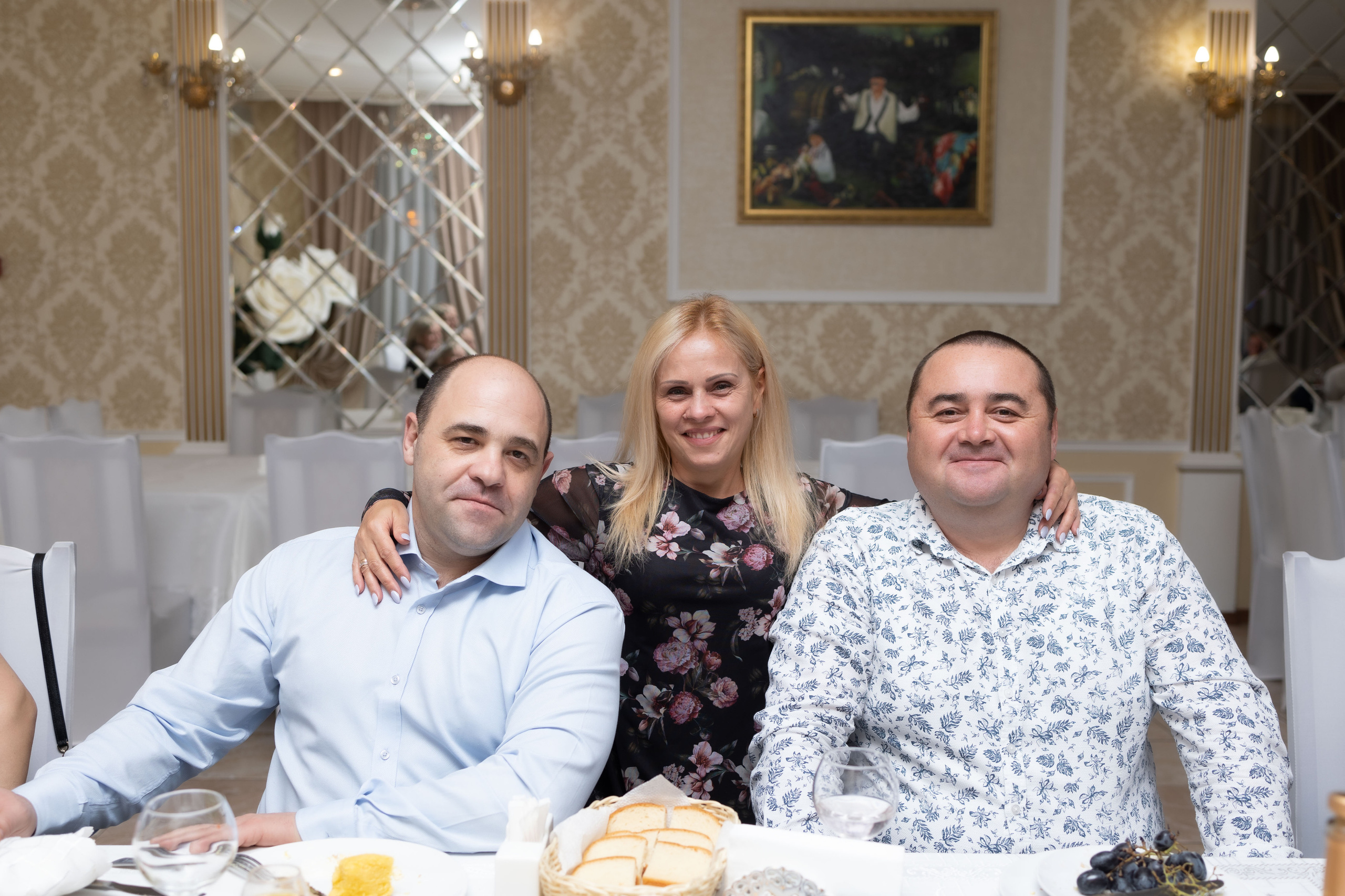 День рождения ресторан «Басарабия». Семейный, индивидуальный фотограф в Москве Ангели Марина