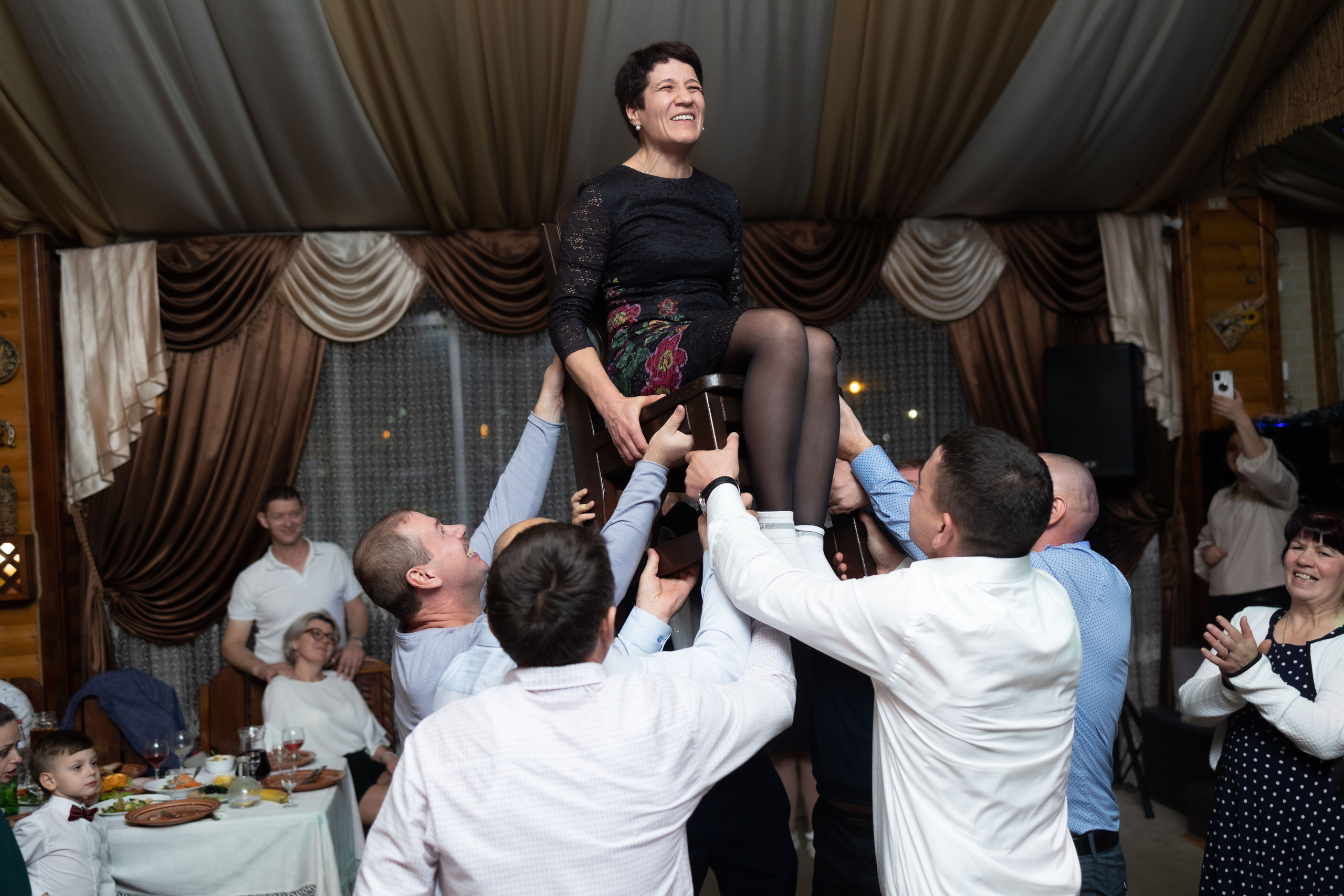 День Рождения ресторан «Кодру». Семейный, индивидуальный фотограф в Москве Ангели Марина