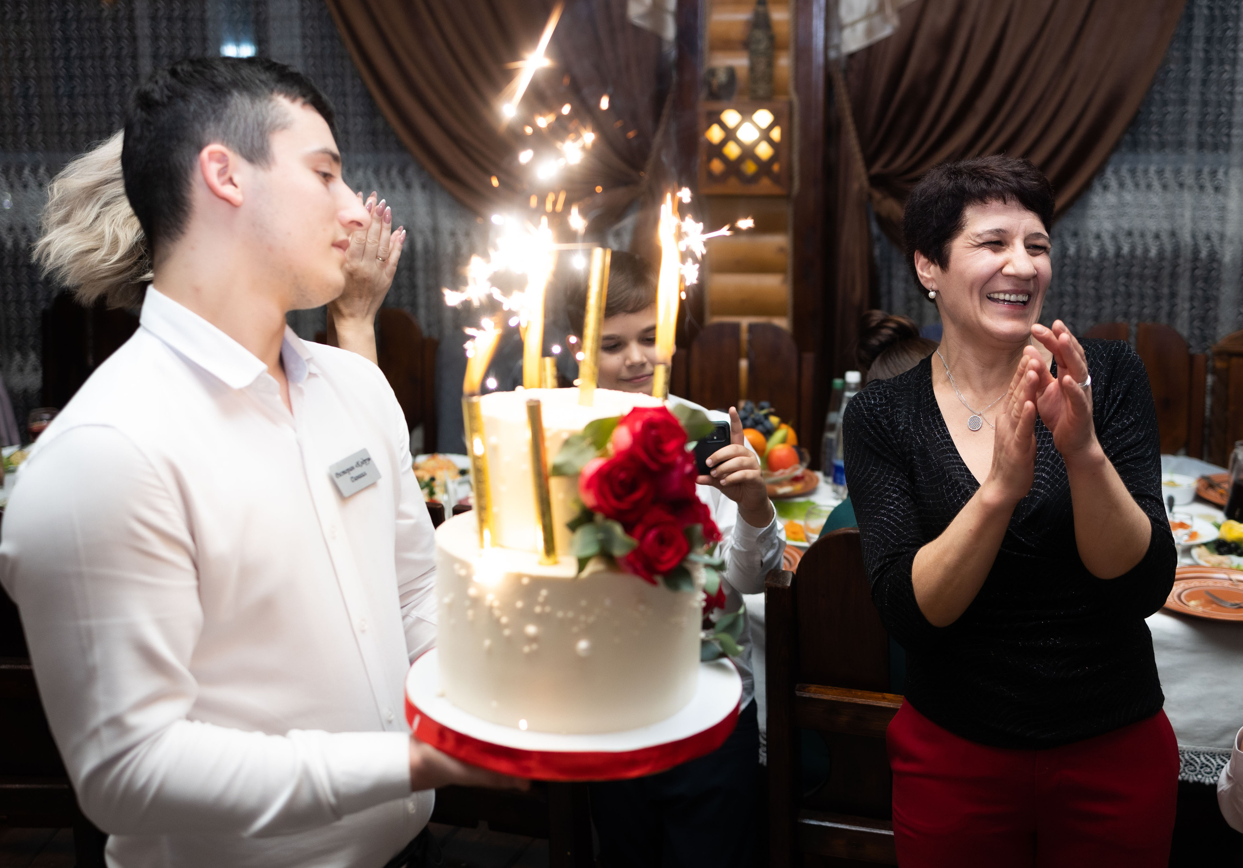 День Рождения ресторан «Кодру». Семейный, индивидуальный фотограф в Москве Ангели Марина
