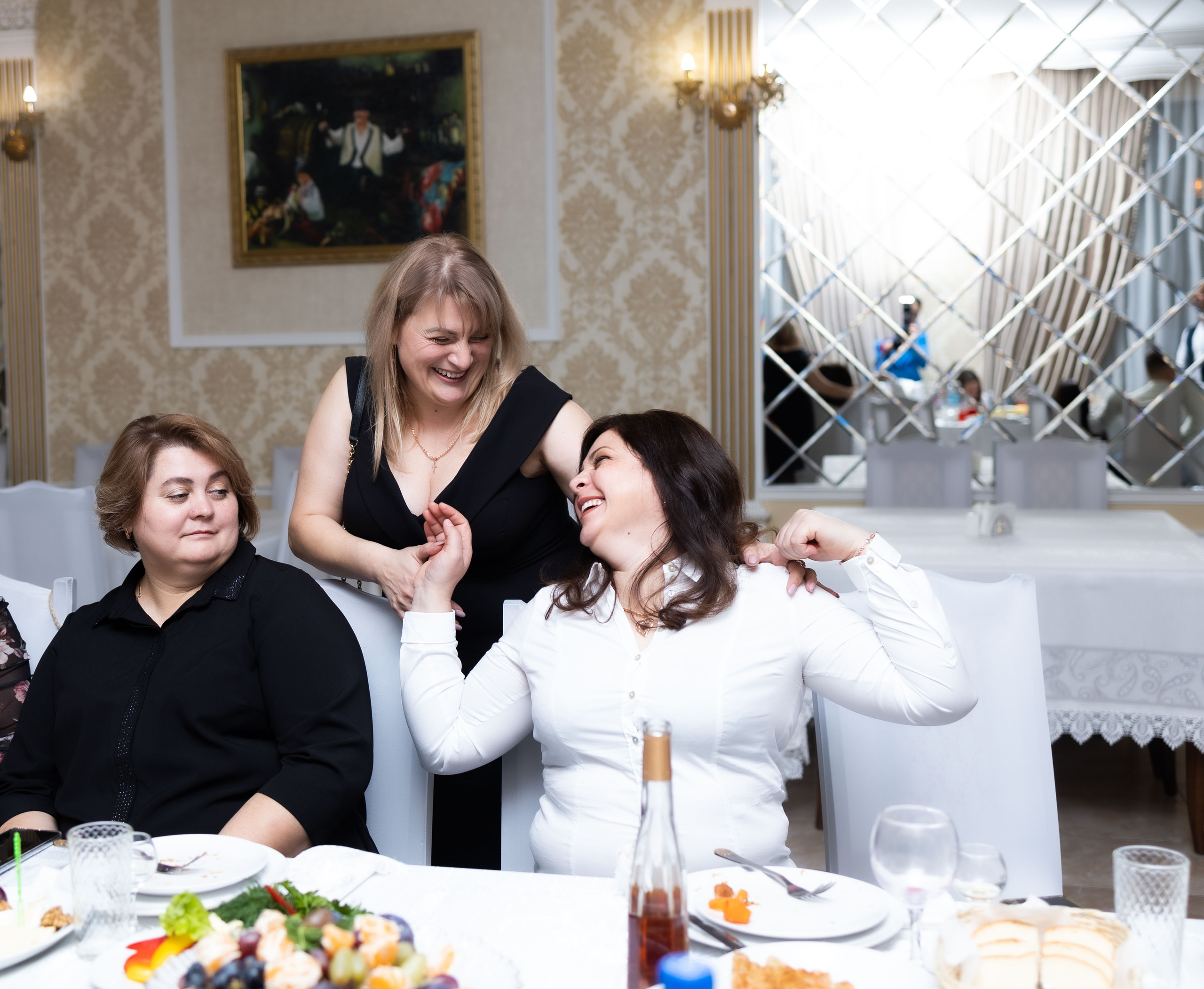 День рождения ресторан «Басарабия». Семейный, индивидуальный фотограф в Москве Ангели Марина