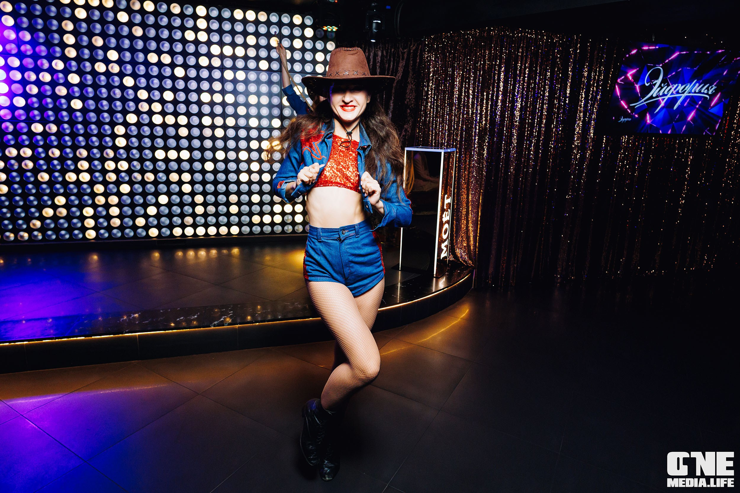 Фоторепортаж из караоке-клуба Эйфория. One Media Life: фоторепортажи, фотоотчеты с мероприятий и заведений