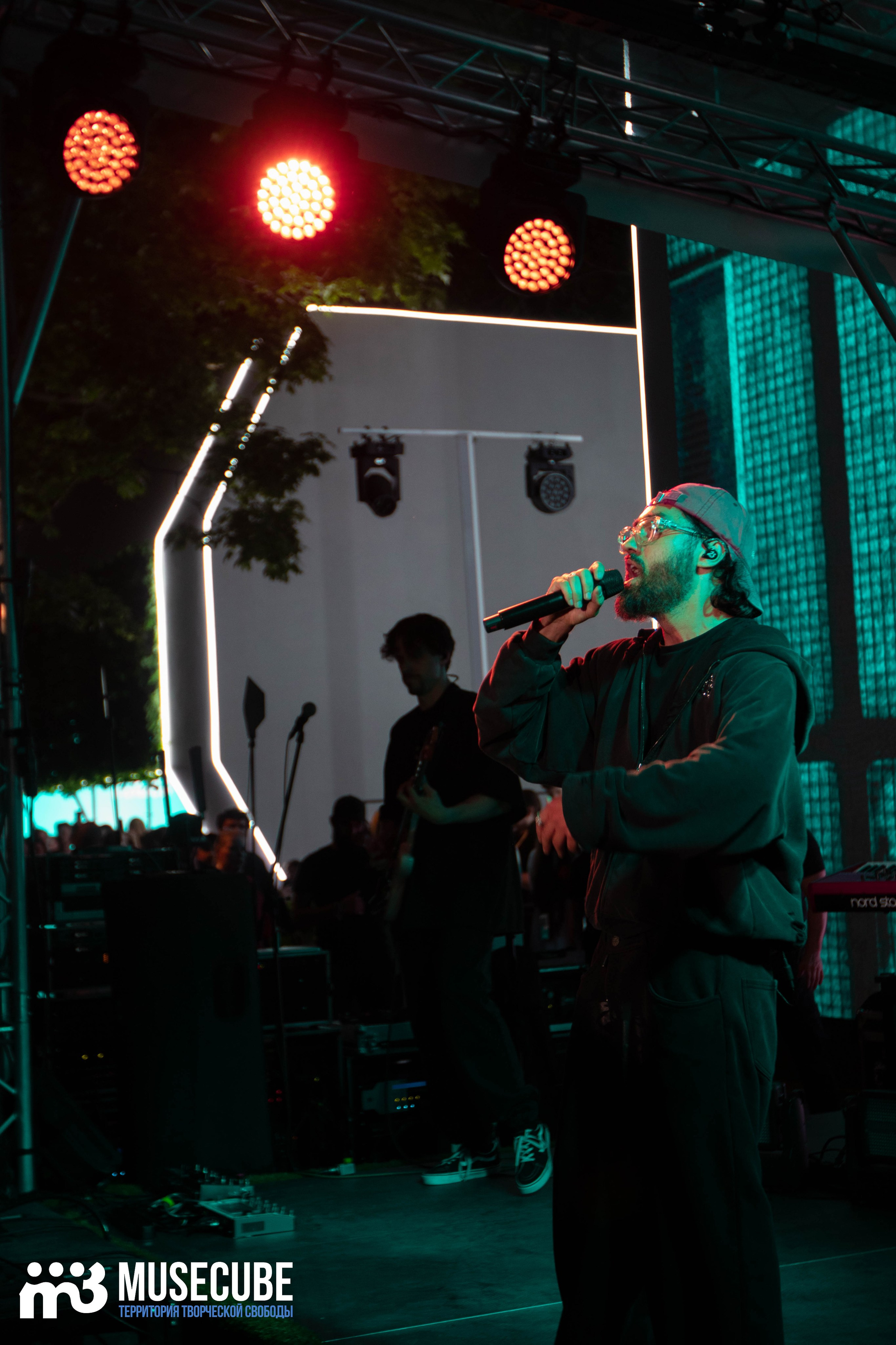 МОТ. Концертный фотограф