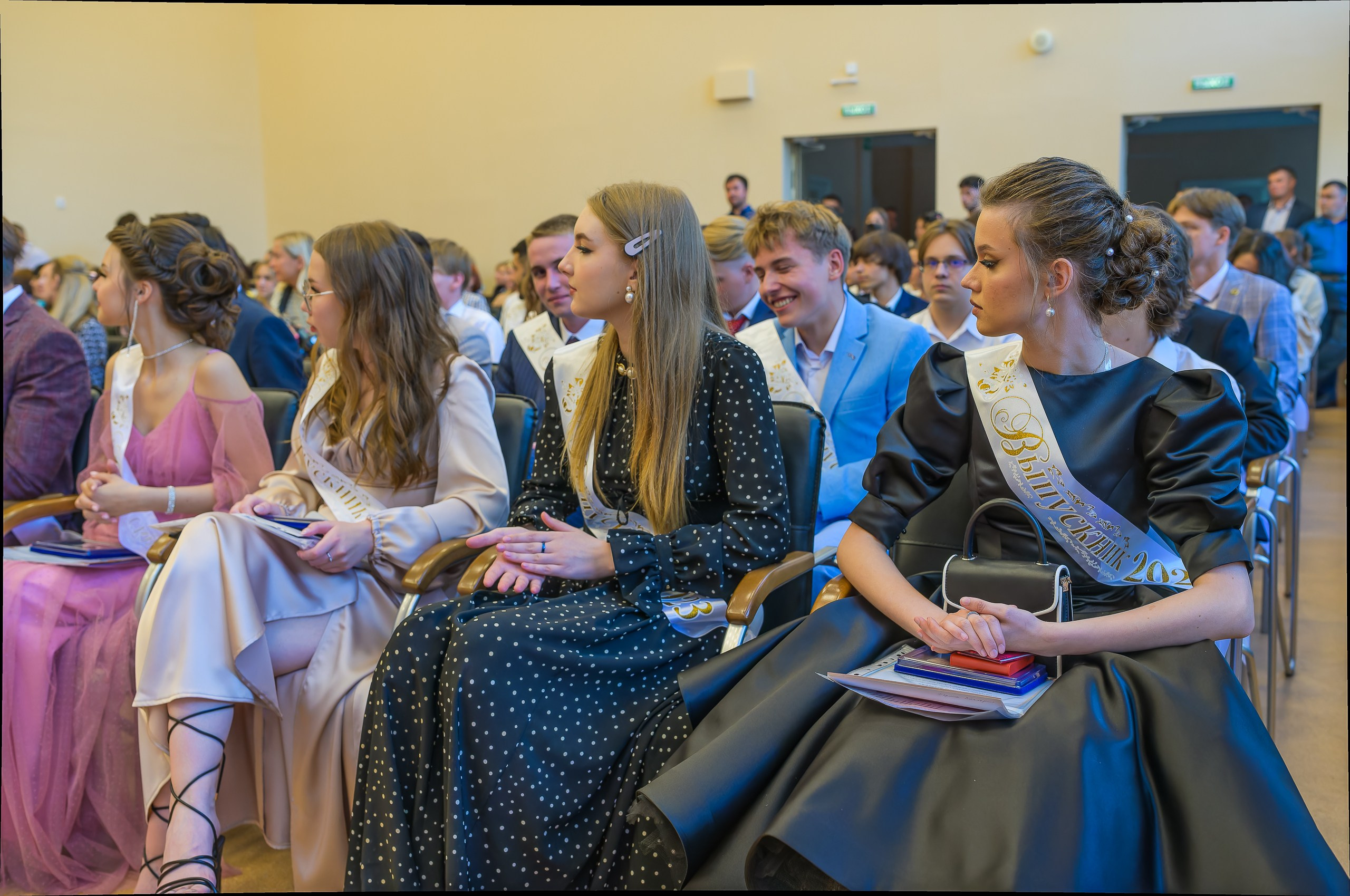 Выпускной МБОУ «СОШ № 34». Фотограф в Кемерово Владислав Шульц