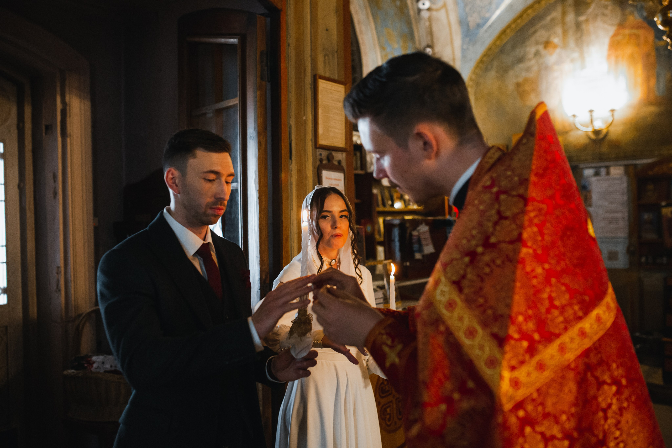 Храм Владимирской иконы Божией Матери в селе Быково. Свадебный и семейный фотограф