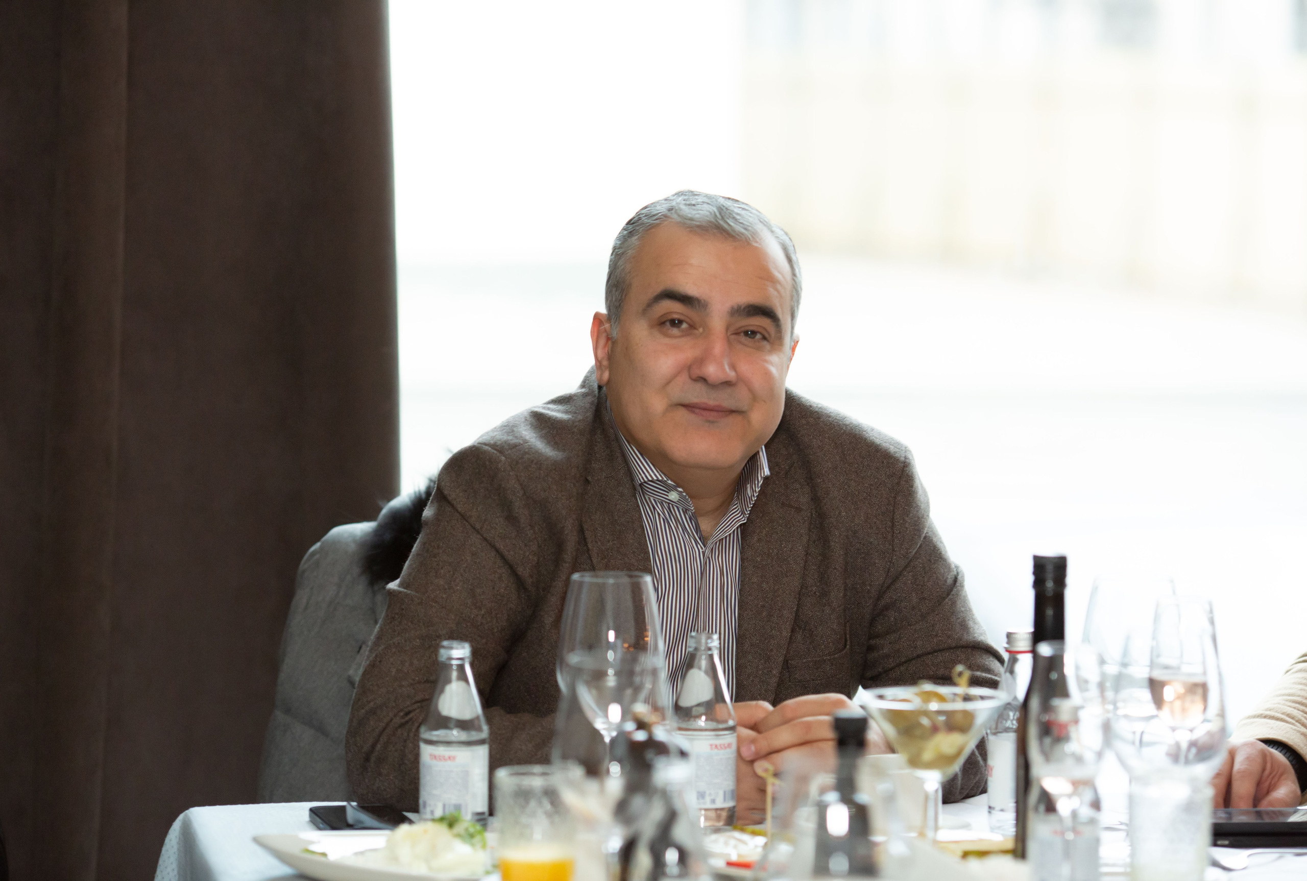 Москва бизнес завтрак ресторан La Provincia. Семейный и детский фотограф Анна Петракова