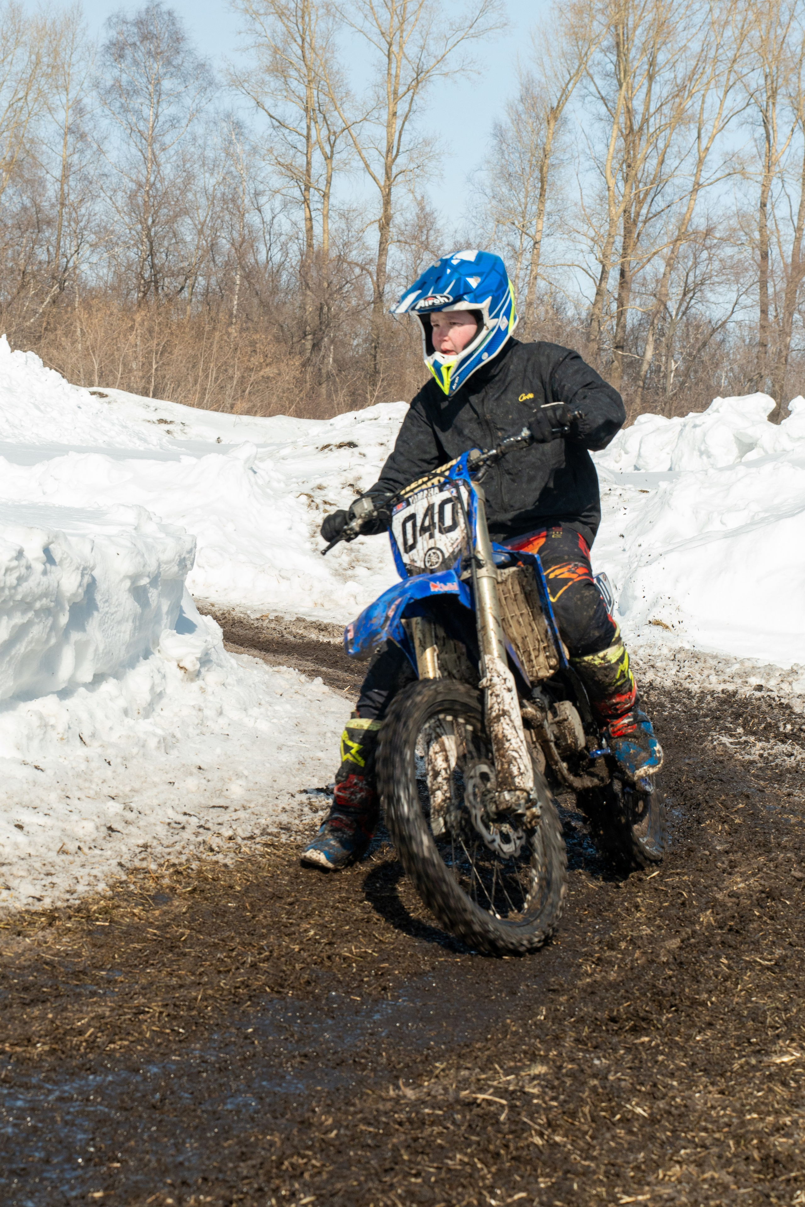 Мотокросс, закрытие зимнего сезона. Фотограф Артем Ларионов