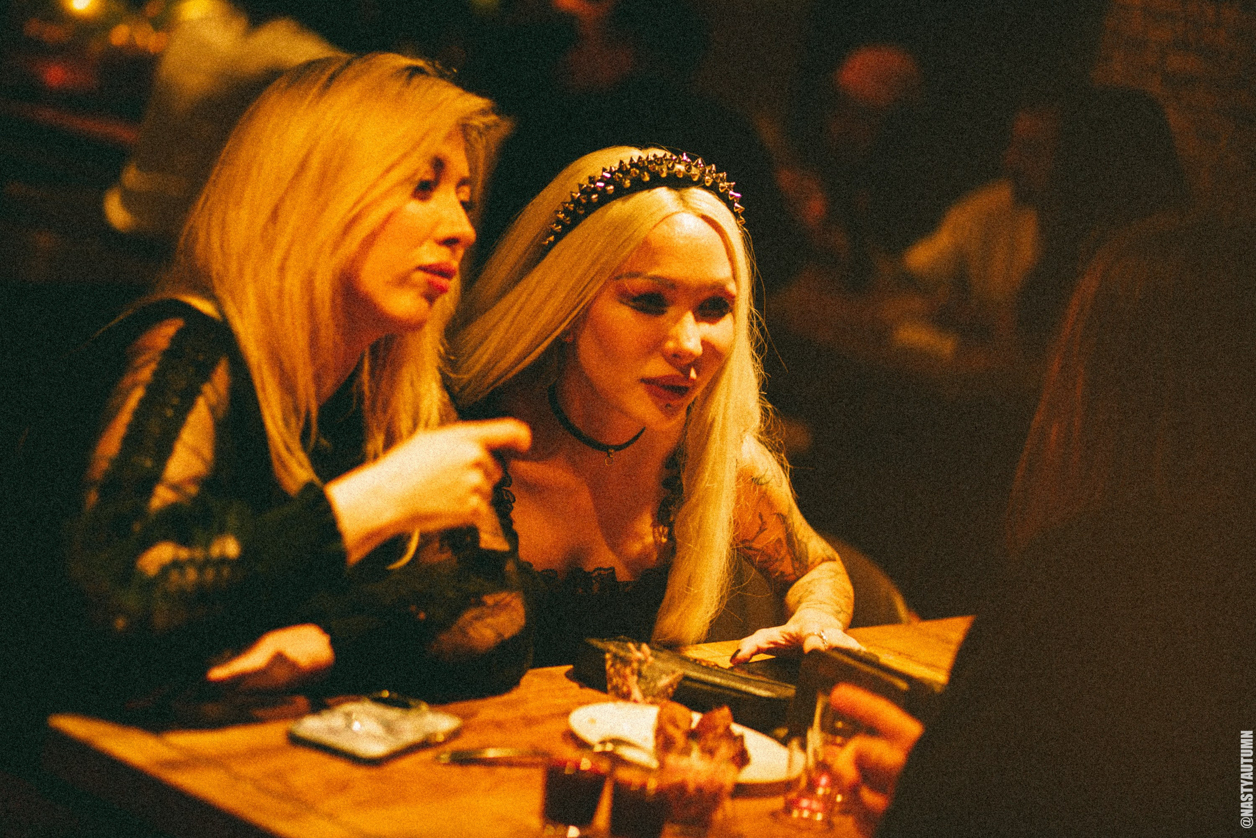 День рождения клуба Мунк. Moscow based reportage and concert photographer Anastasia Autumn