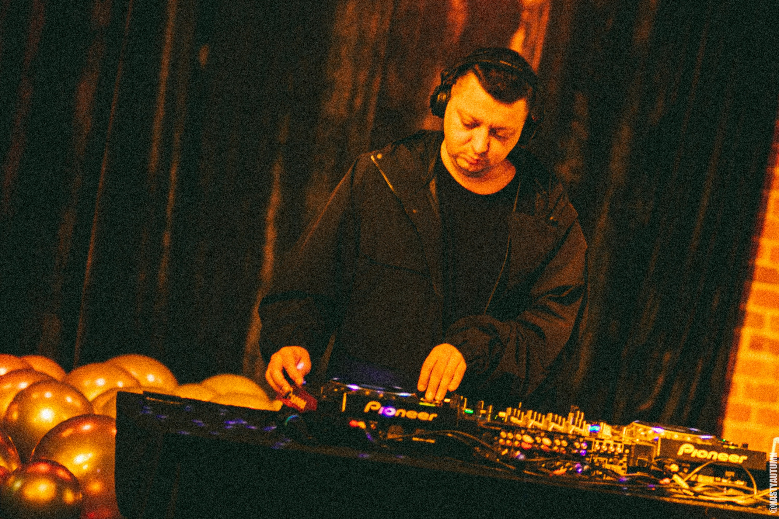 День рождения клуба Мунк. Moscow based reportage and concert photographer Anastasia Autumn
